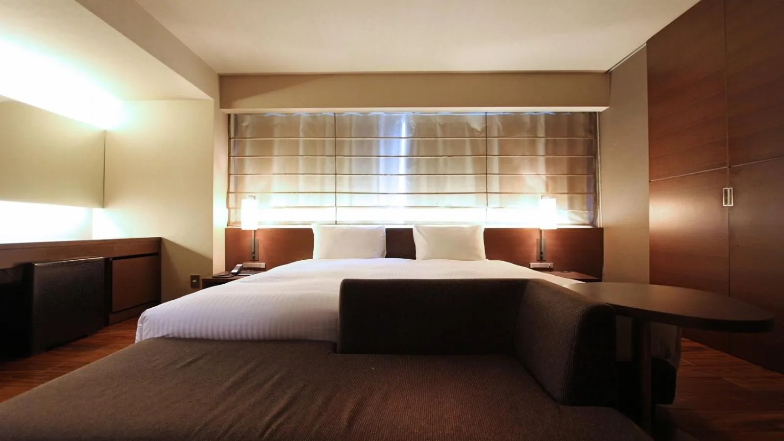 Bed in KOKO HOTEL Fukuoka Tenjin