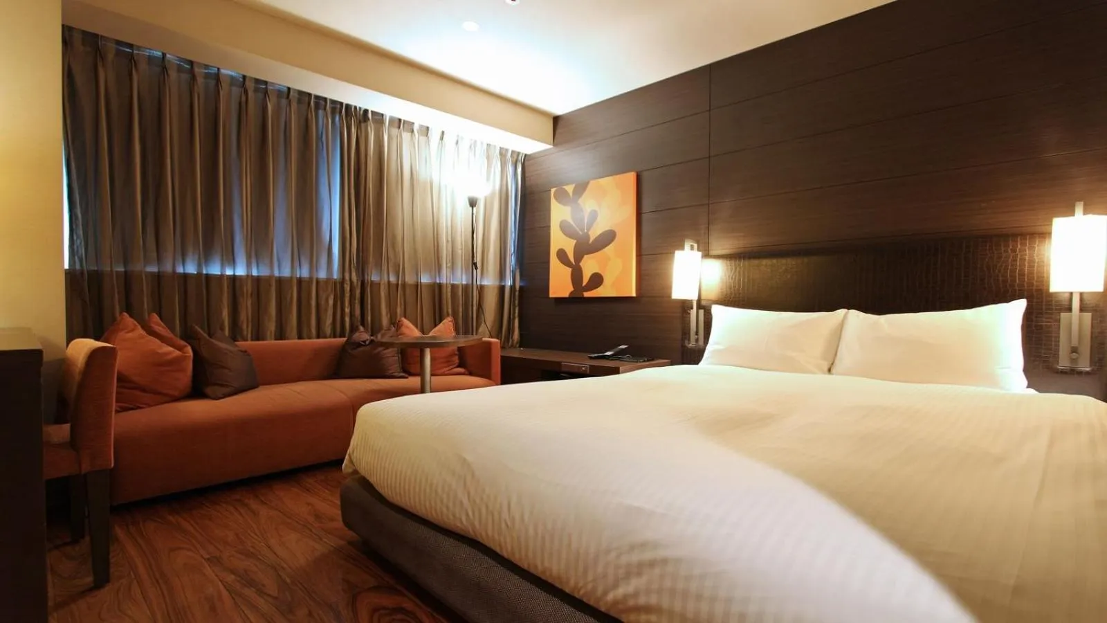 Bed in KOKO HOTEL Fukuoka Tenjin