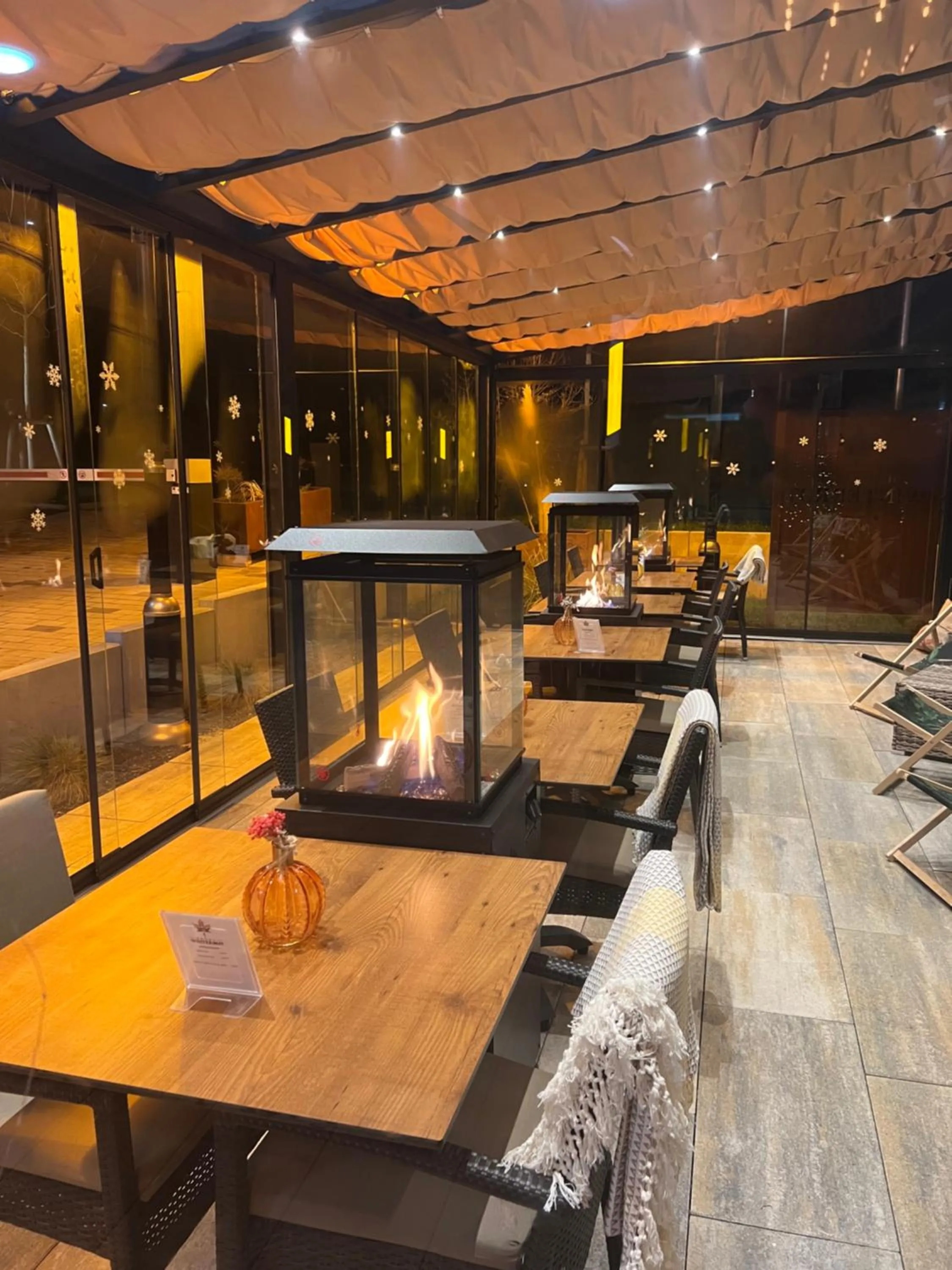 Restaurant/places to eat in Design Hotel Winterrot