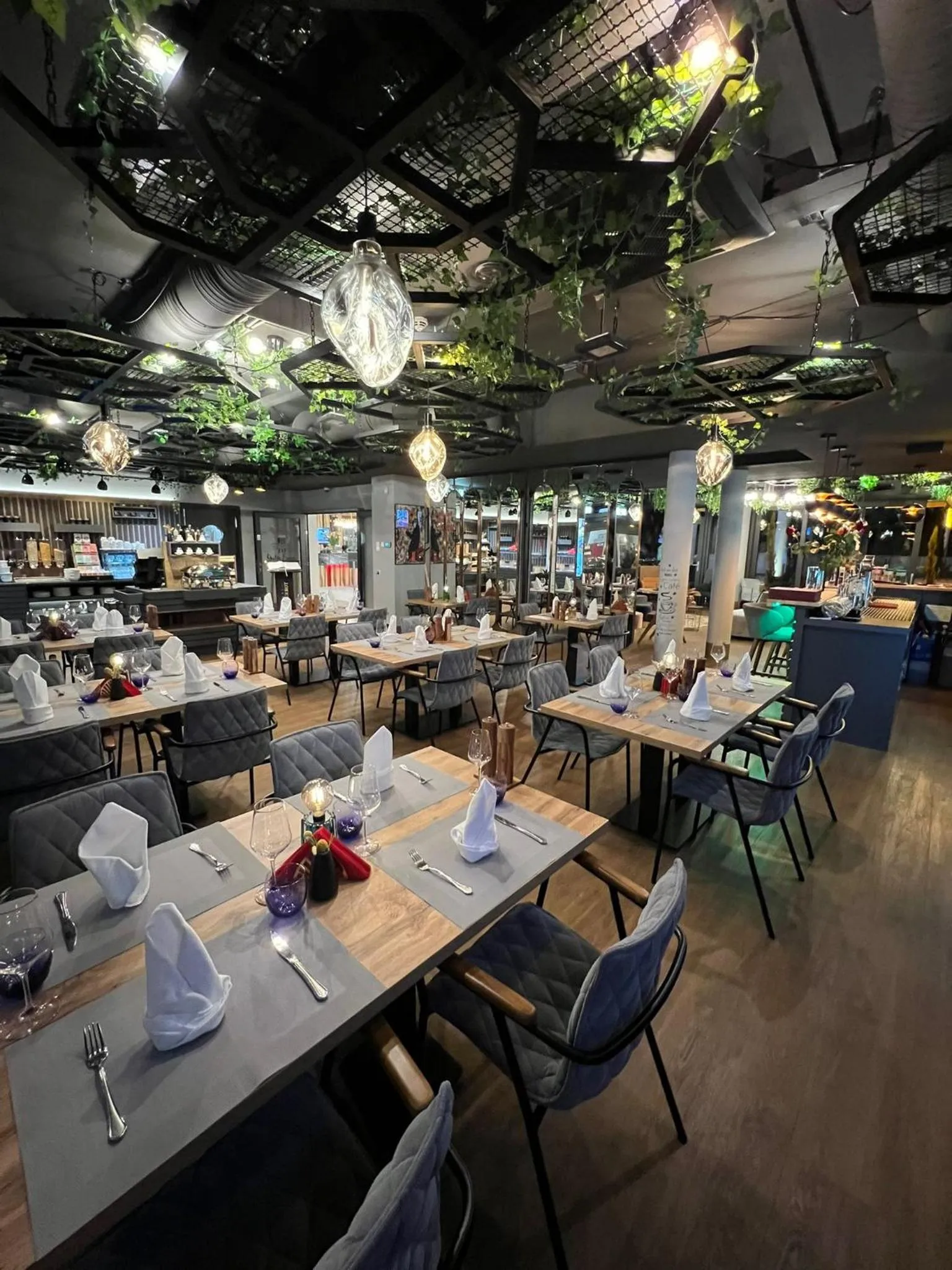 Restaurant/places to eat in Design Hotel Winterrot