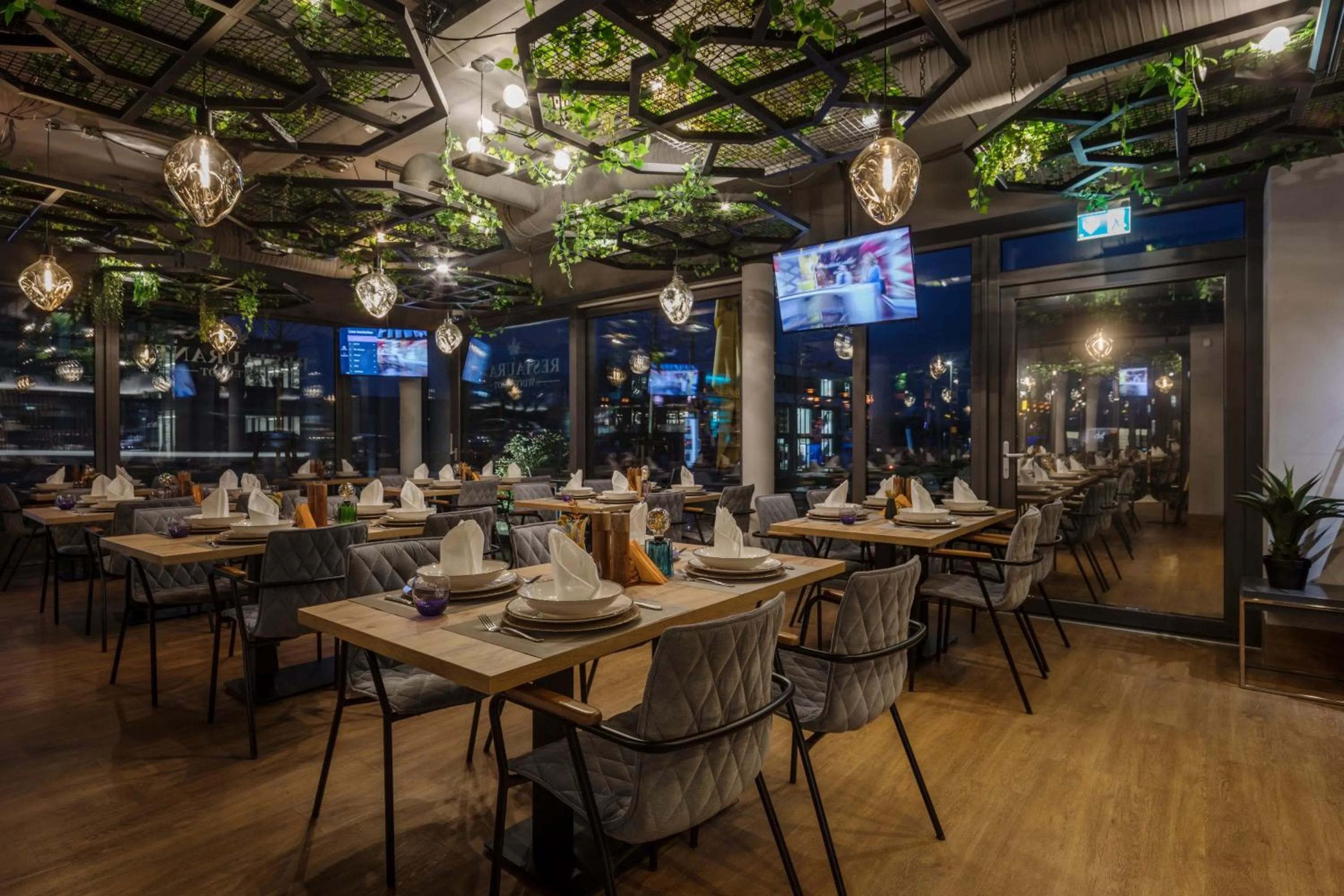 Restaurant/places to eat in Design Hotel Winterrot