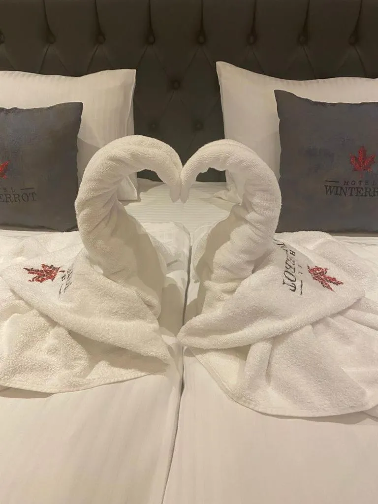 Photo of the whole room, Bed in Design Hotel Winterrot