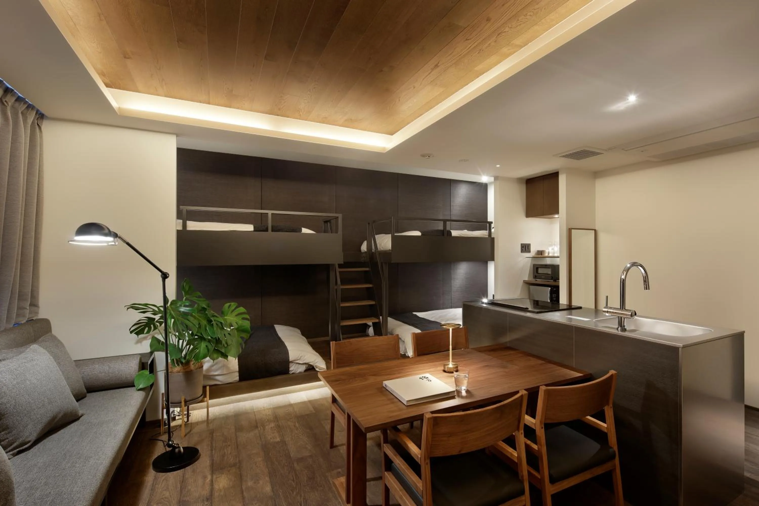 Kitchen or kitchenette in 20 PIECES