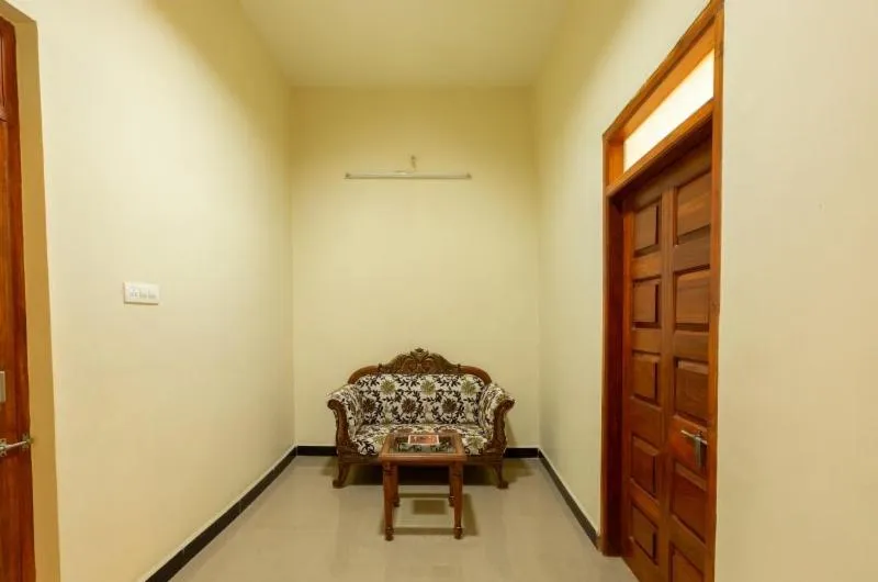 KSTDC Hotel Mayura Krishna Almatti