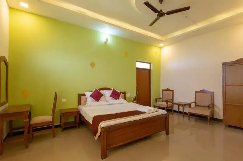 Deluxe Room - single occupancy in KSTDC Hotel Mayura Krishna Almatti Deluxe Room - single occupancy in KSTDC Hotel Mayura Krishna Almatti