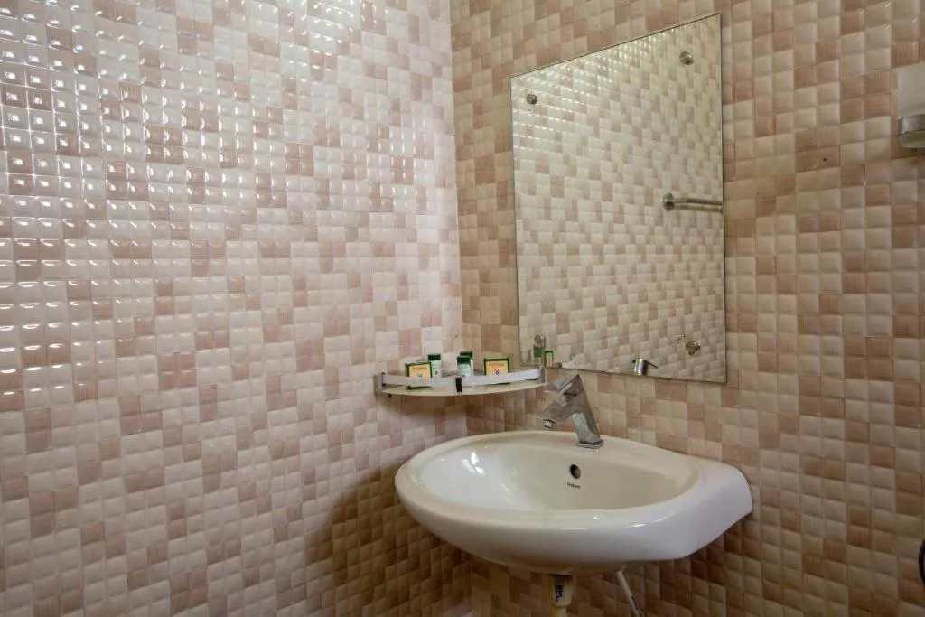 KSTDC Hotel Mayura Krishna Almatti