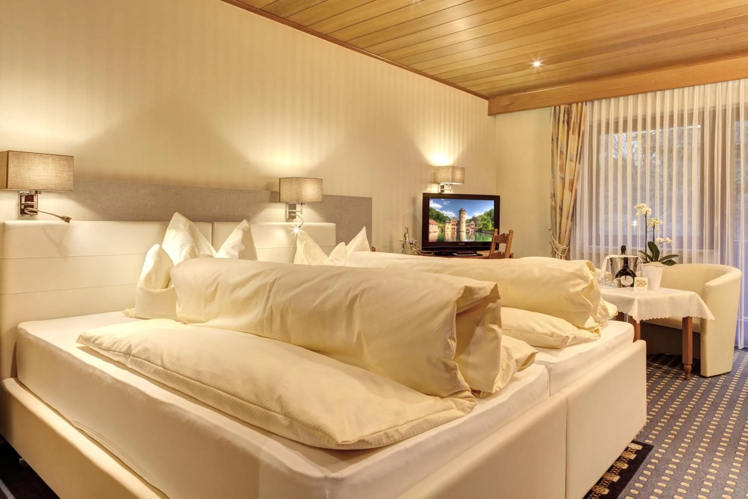 Photo of the whole room, Bed in Zum Wiesengrund