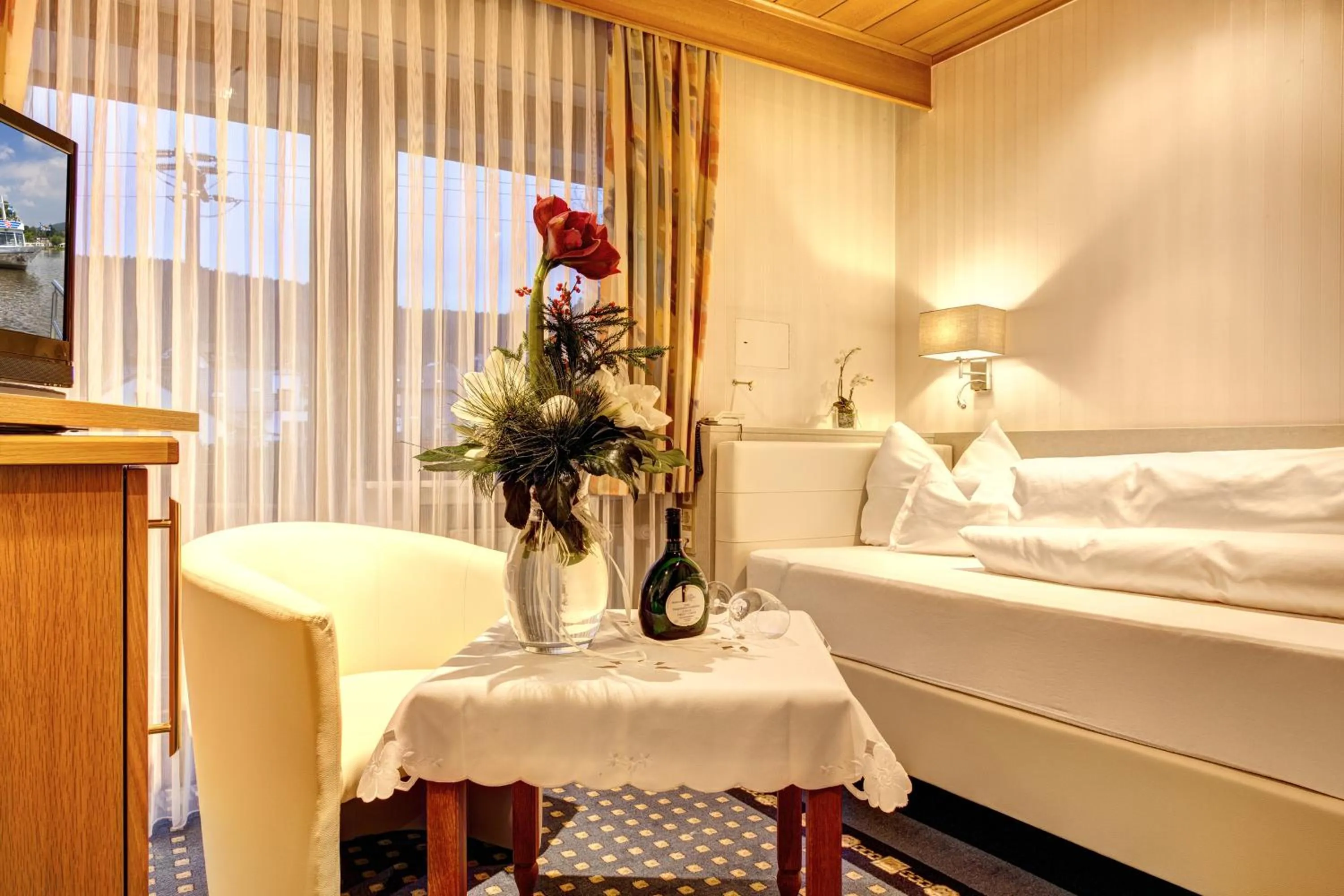 Photo of the whole room, Bed in Zum Wiesengrund