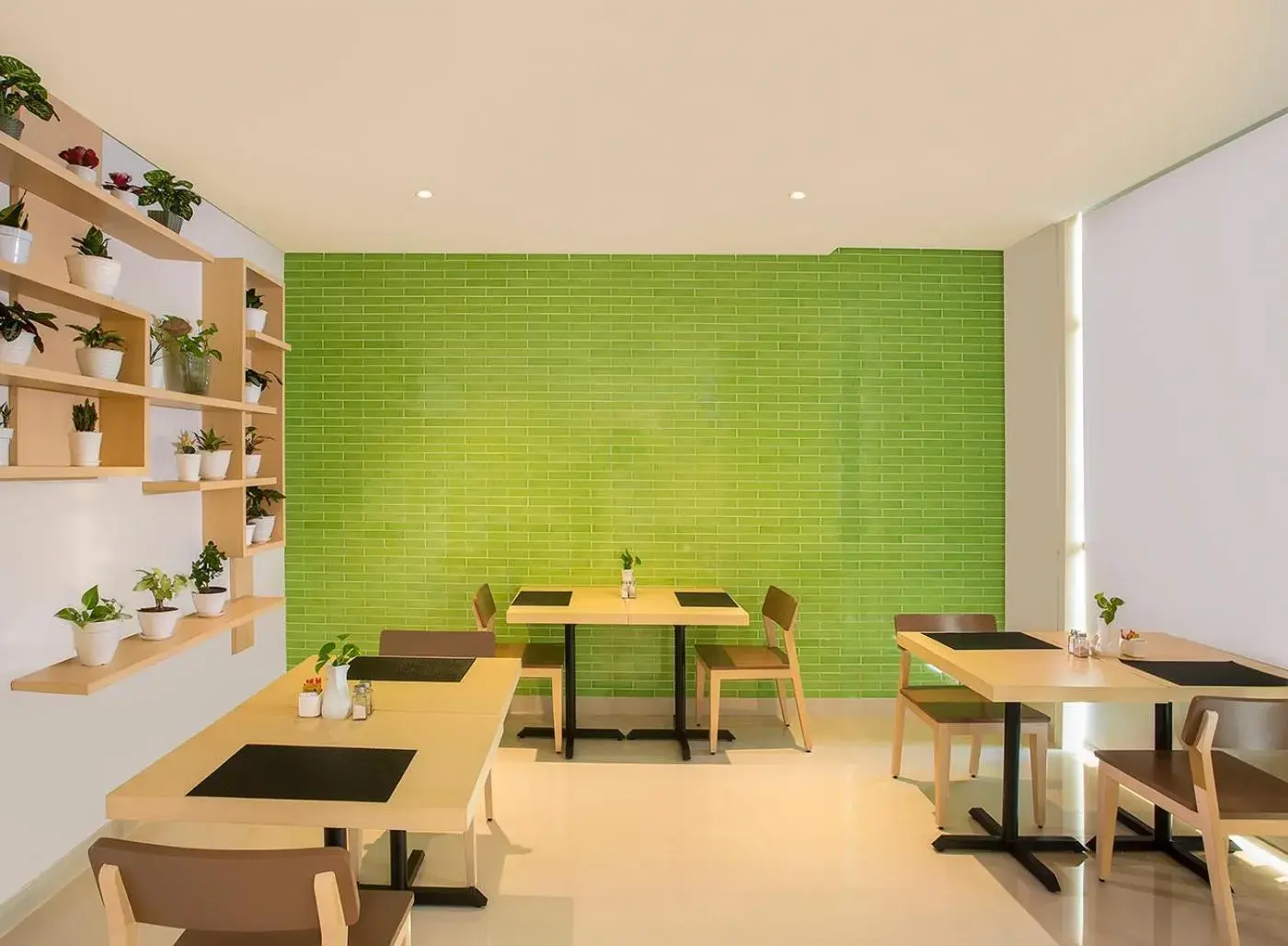 Zest Parang Raja Solo by Swiss-Belhotel International Zest Parang Raja Solo by Swiss-Belhotel International