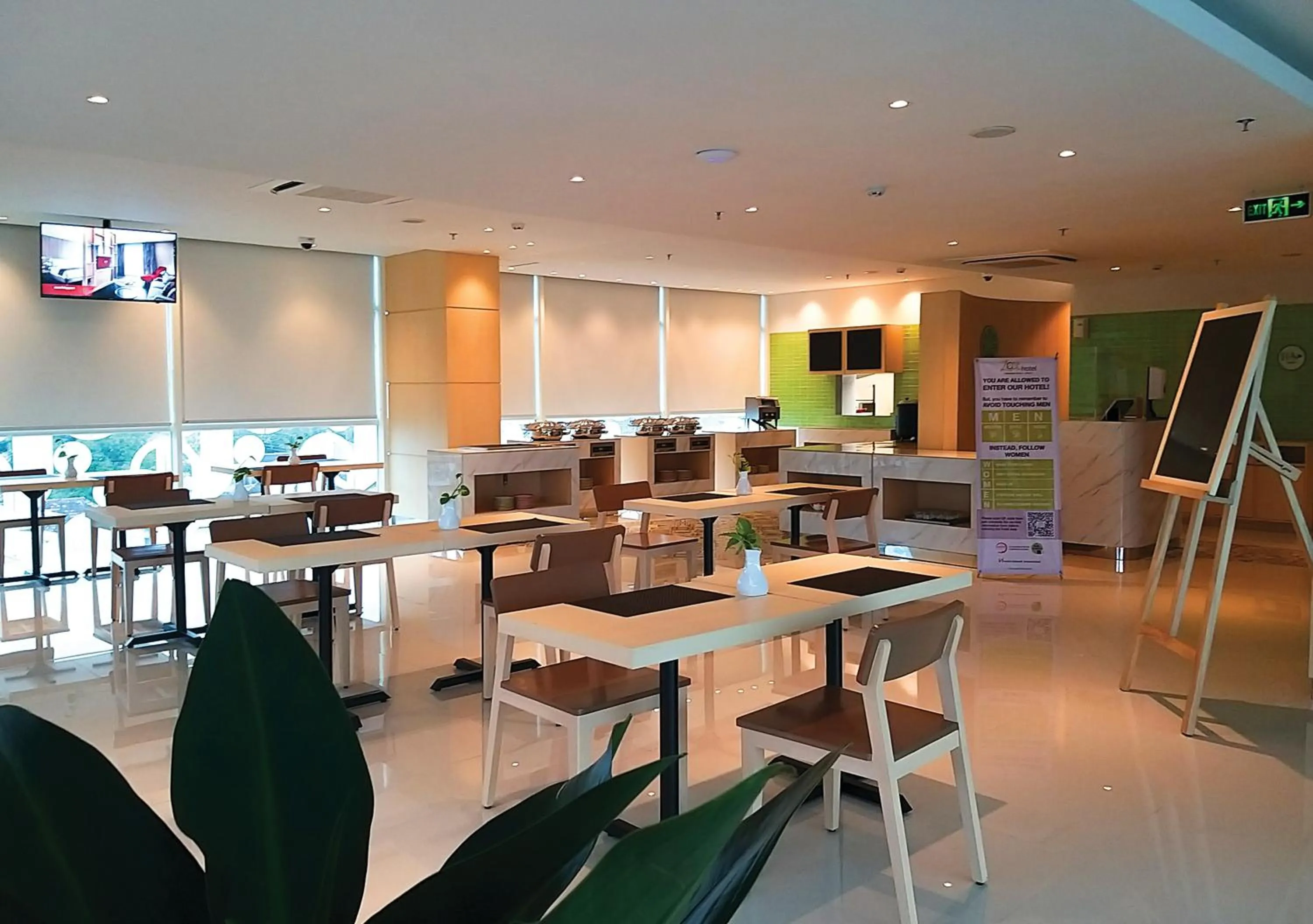 Restaurant/places to eat in Zest Parang Raja Solo by Swiss-Belhotel International