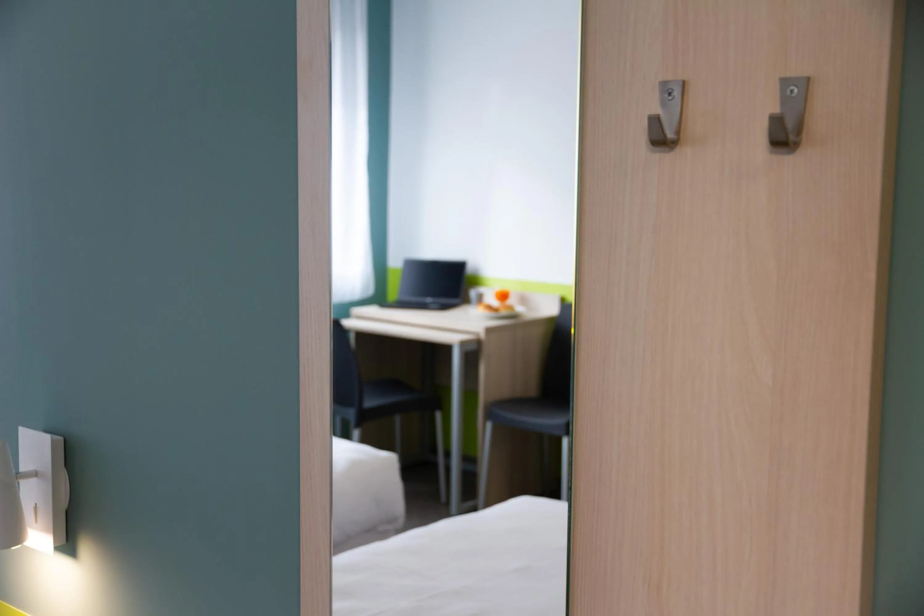 Twin Room in PARME ETAPE