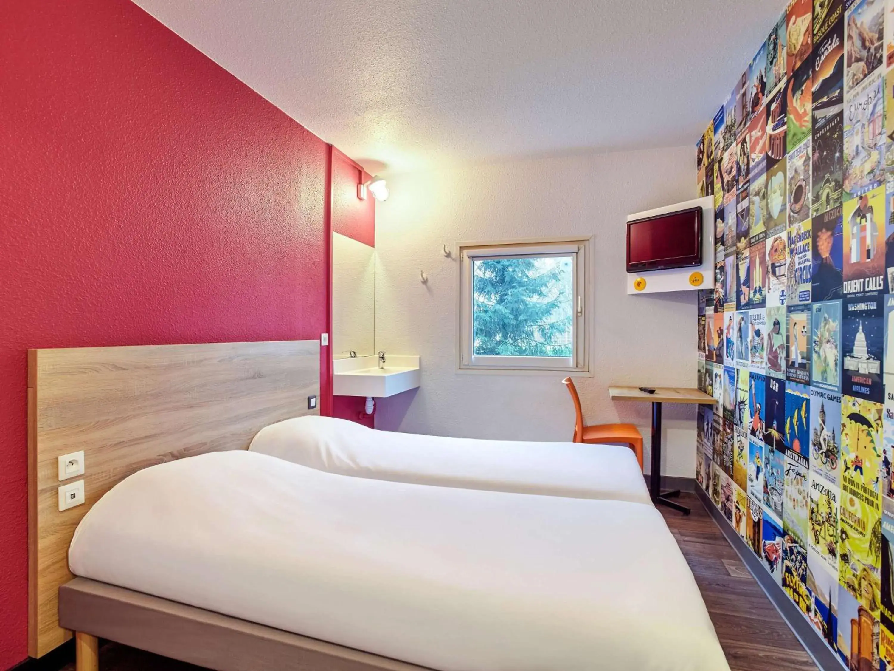 Property building, Bed in hotelF1 Lyon Solaize Property building, Bed in hotelF1 Lyon Solaize