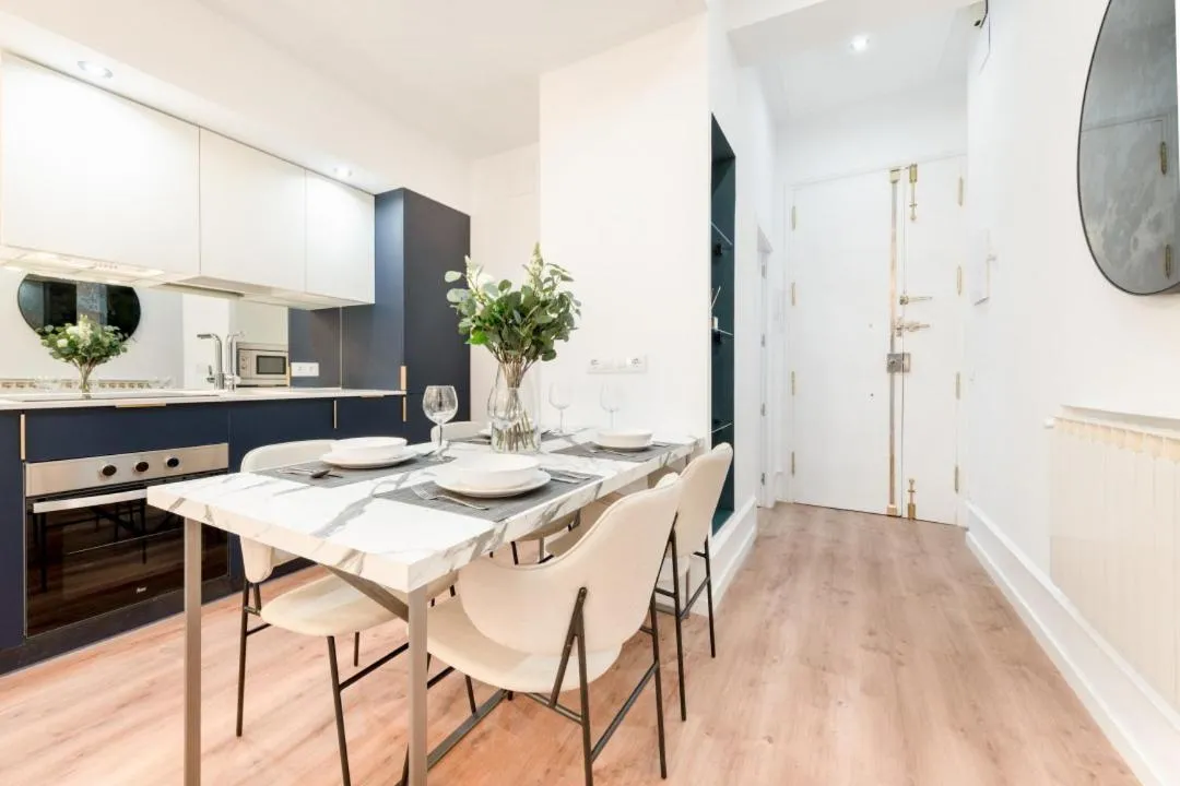 Other in SOL - 5 Balconies- 1BD Renovated apt