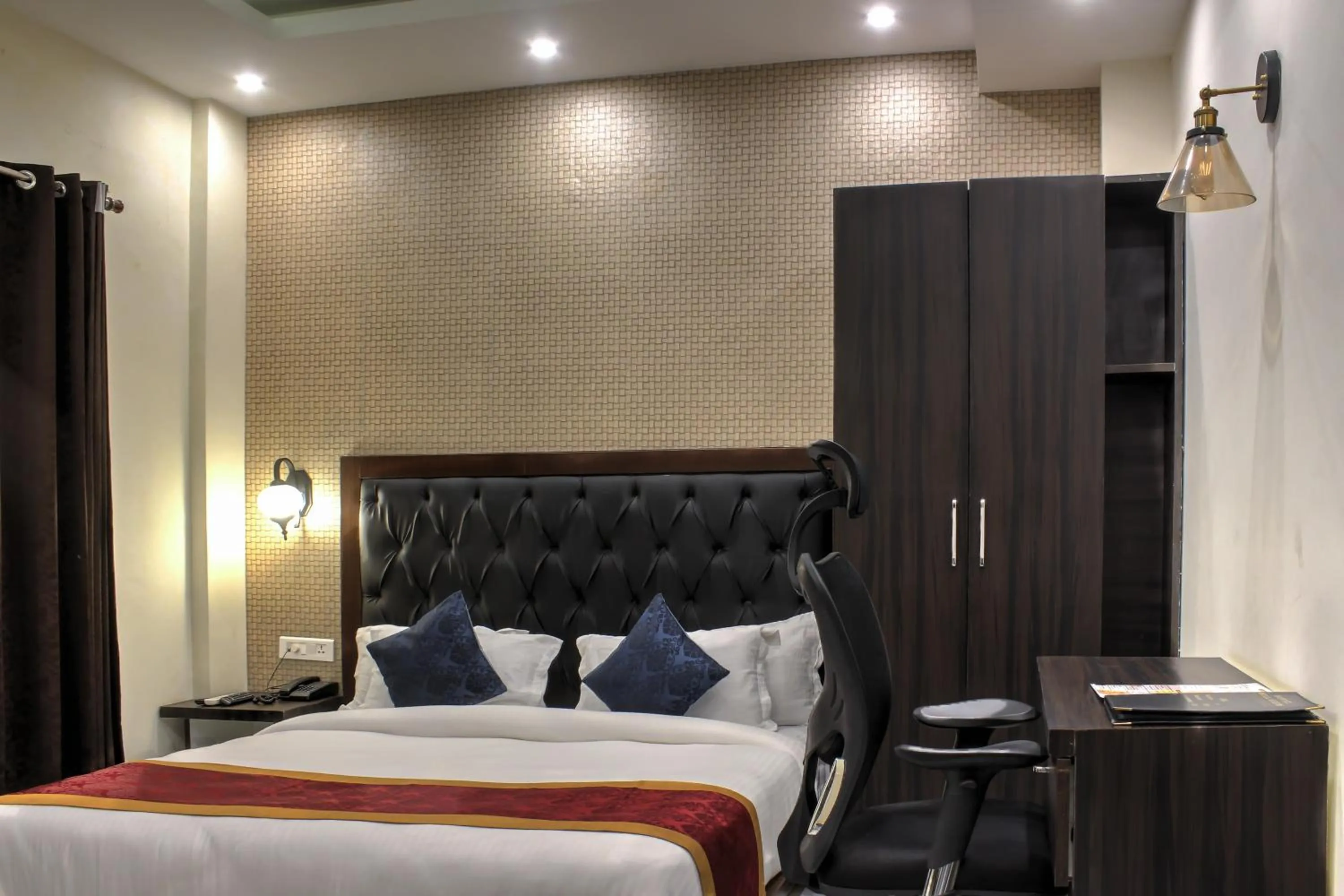 bunk bed, Bed in HOTEL HILL VIEW