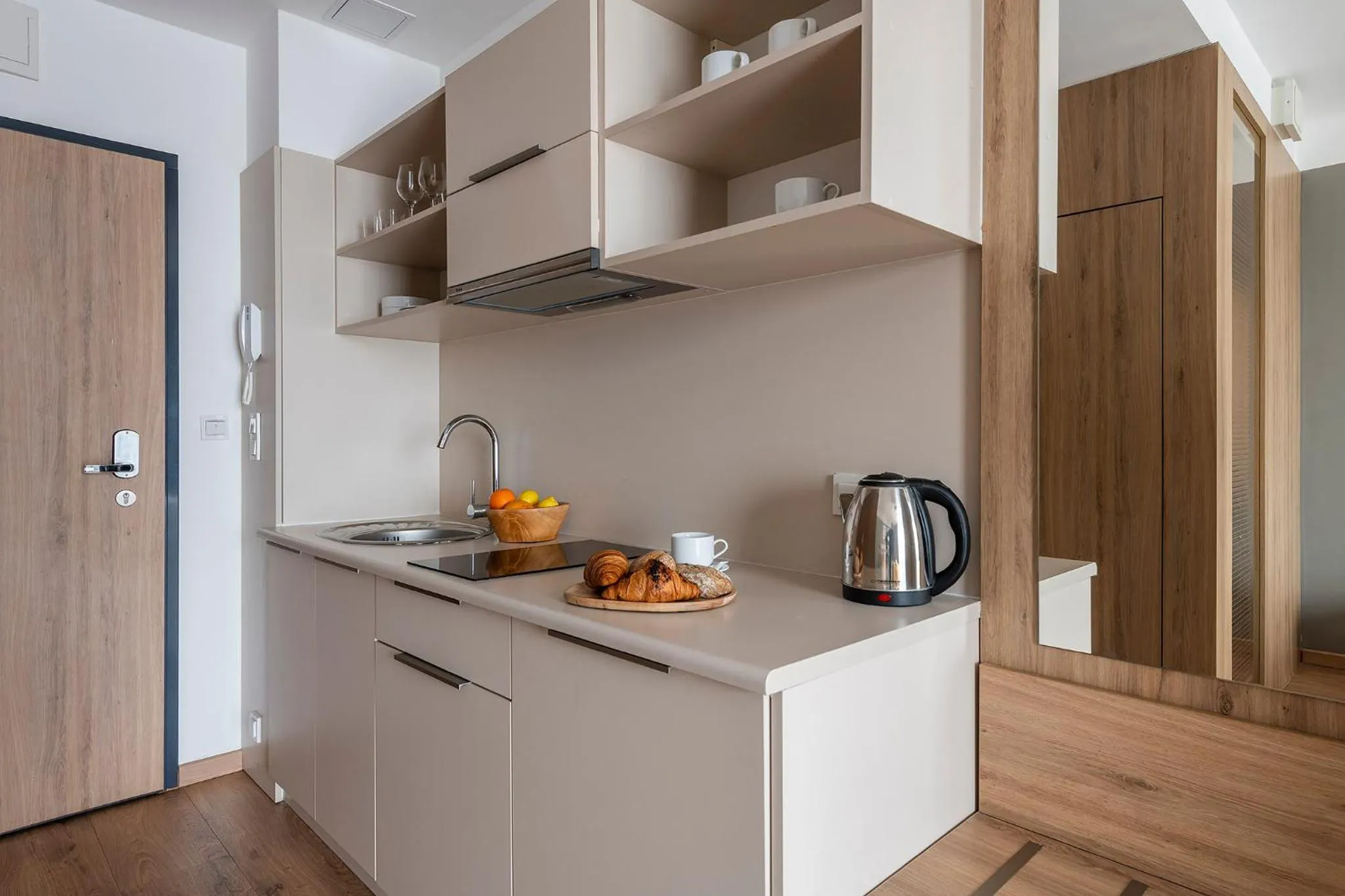 Coffee/tea facilities in Aparthotel City Break Wolska