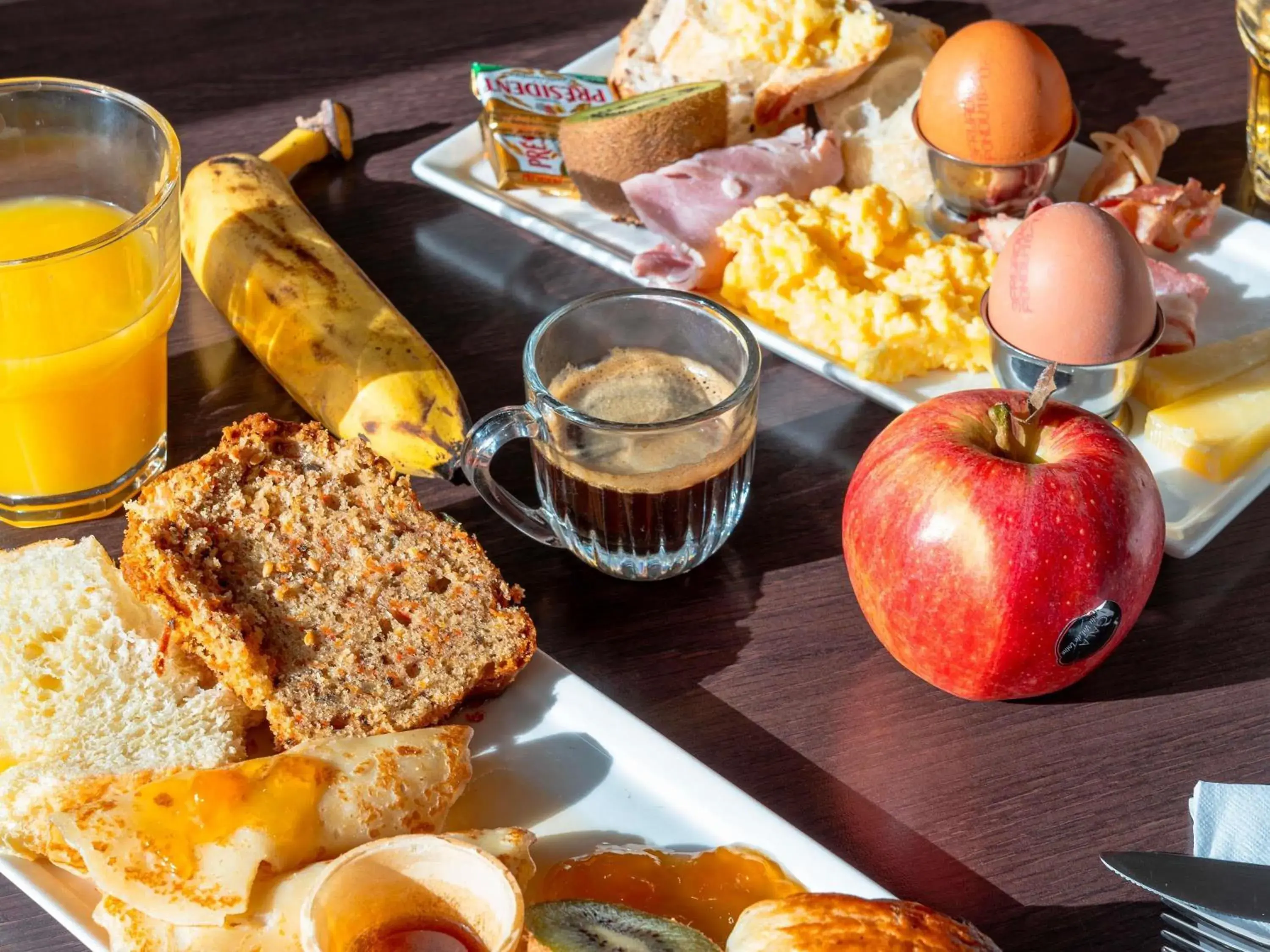 Breakfast in Hôtel Ibis Cognac Centre Breakfast in Hôtel Ibis Cognac Centre