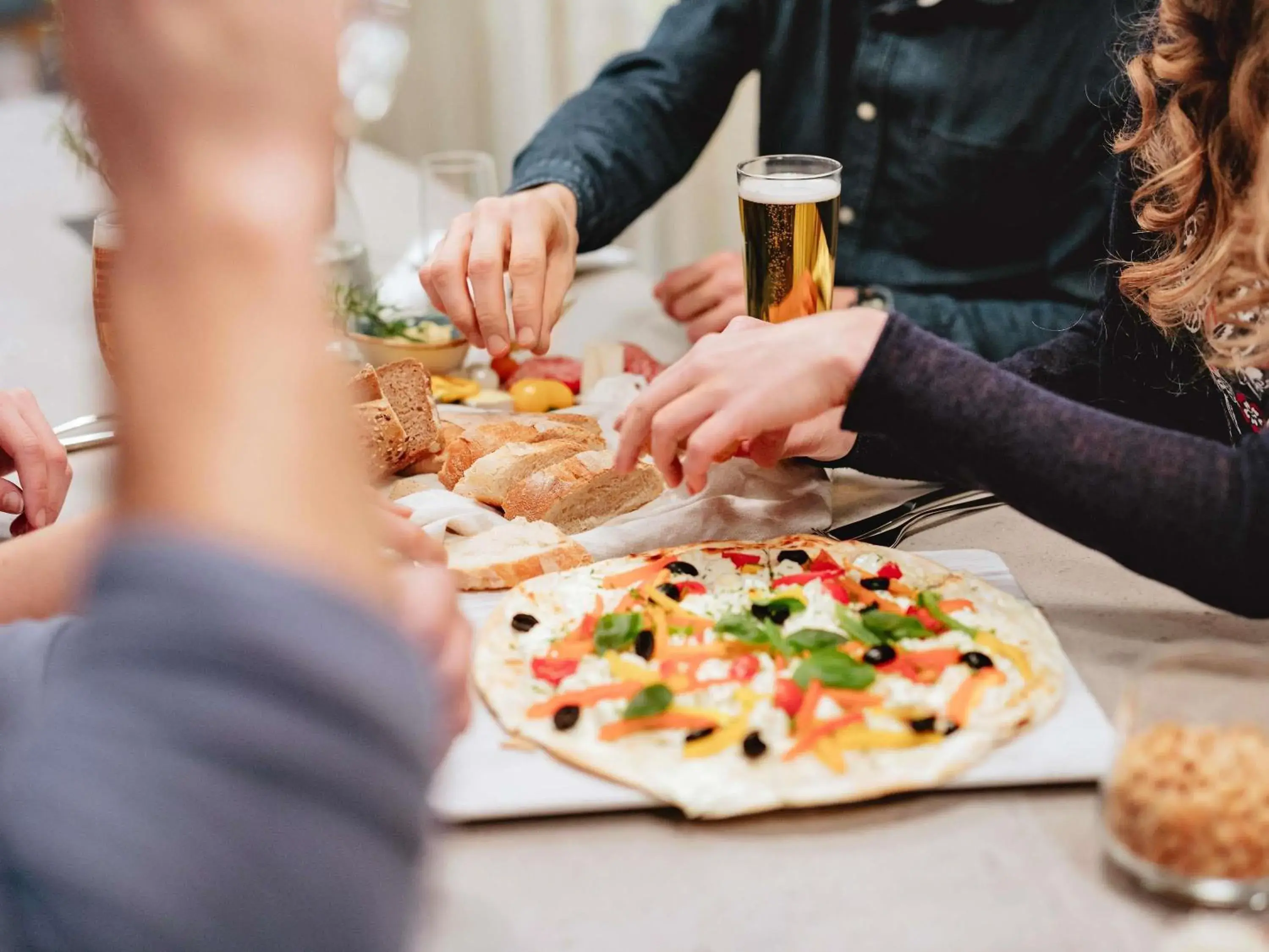 Lounge or bar in Hôtel Ibis Cognac Centre Lounge or bar in Hôtel Ibis Cognac Centre