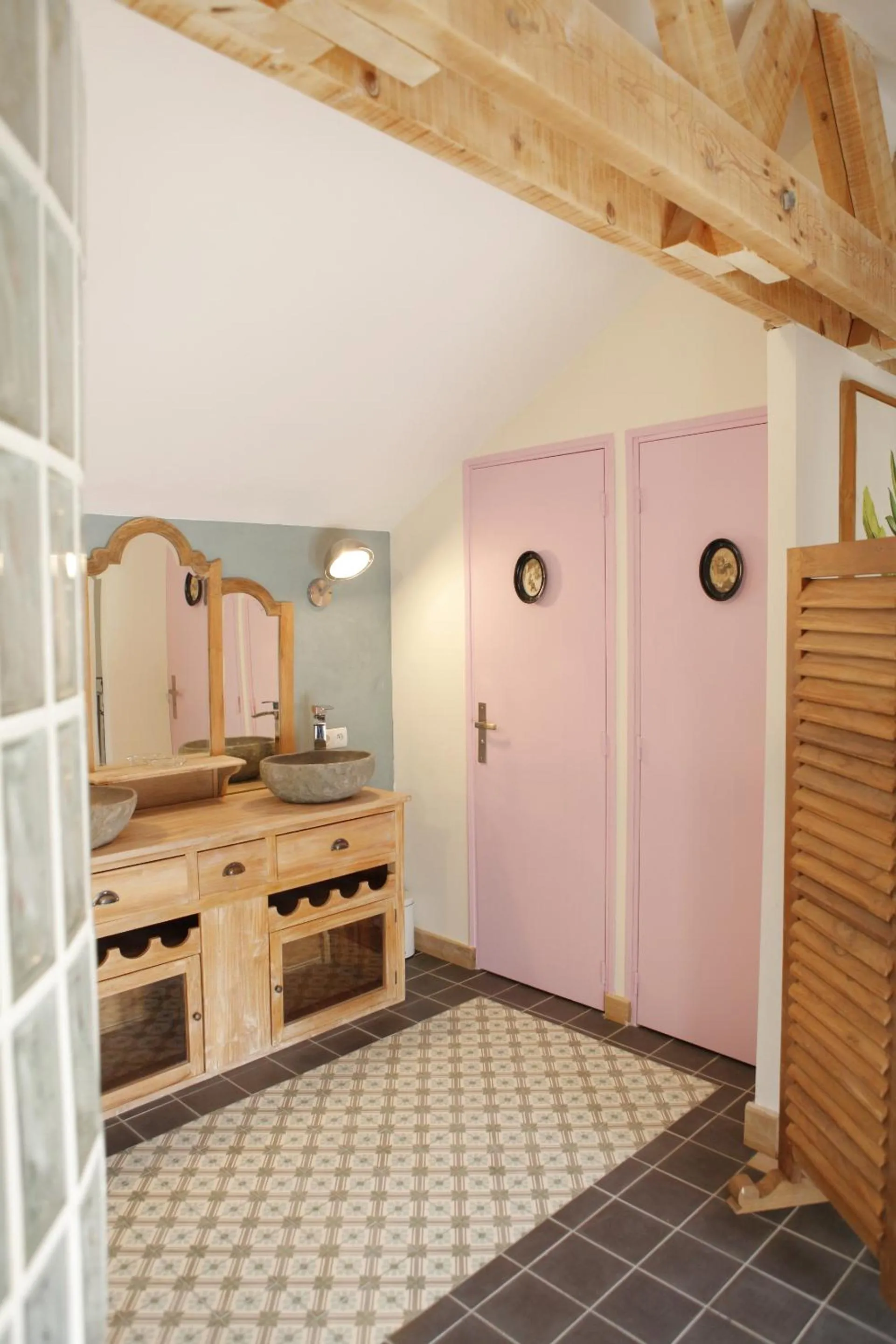Other in L'annexe du chateau des Girards