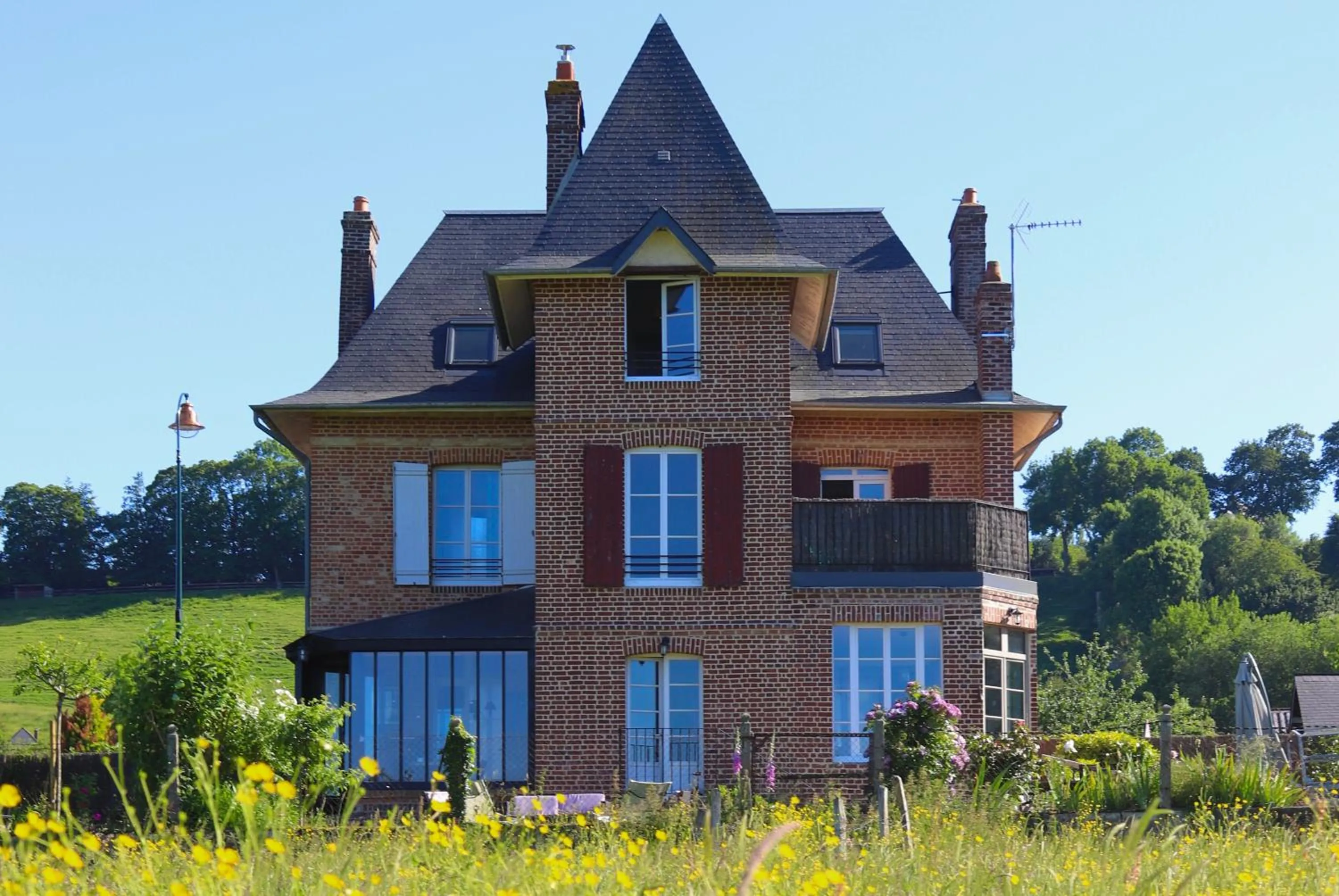 Property building in Entre Terre et Estuaire & Spa