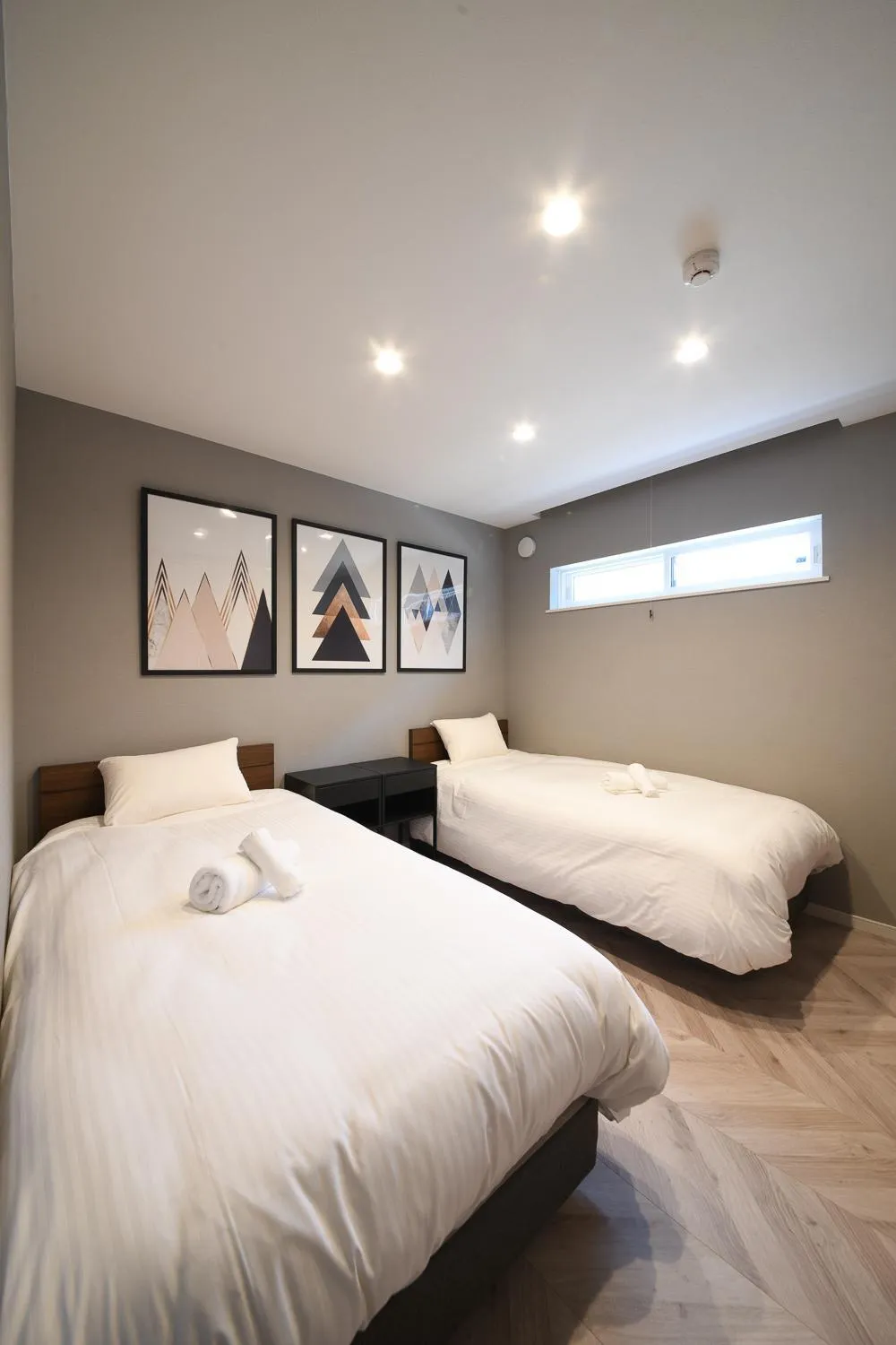 Bed in Cherrywoods Place by Hakuba White Fox Company