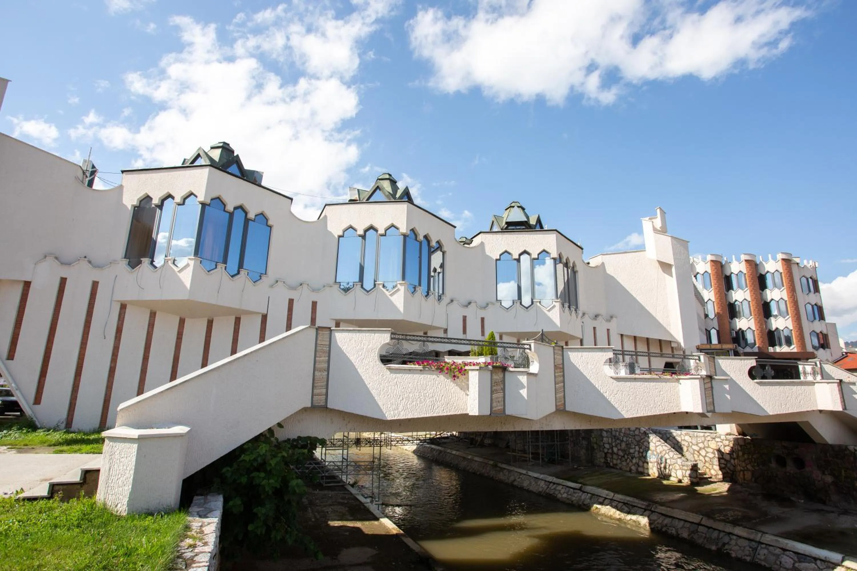 Facade/entrance in Hotel Vrbak ND