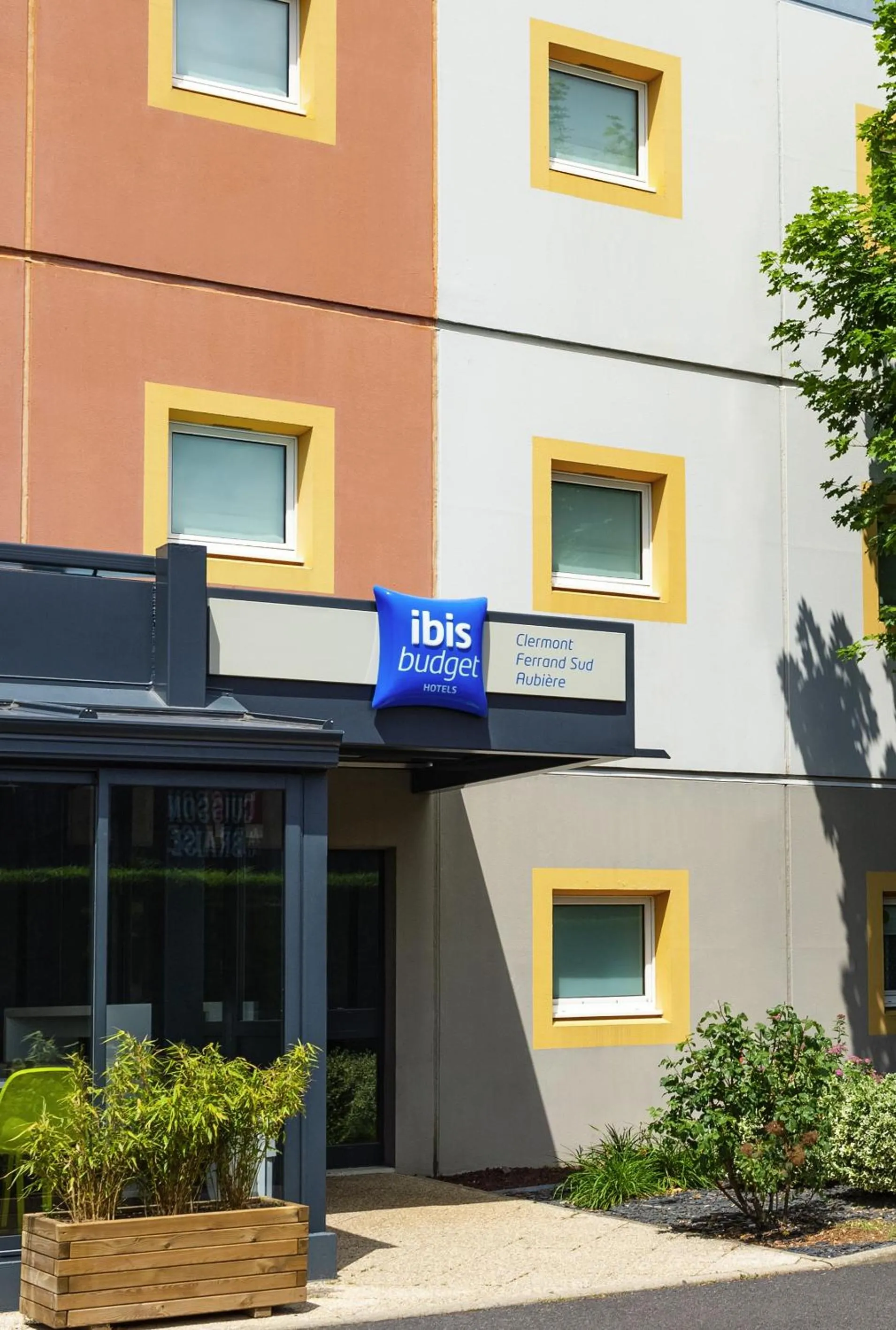 Property building in ibis budget Clermont Ferrand Sud