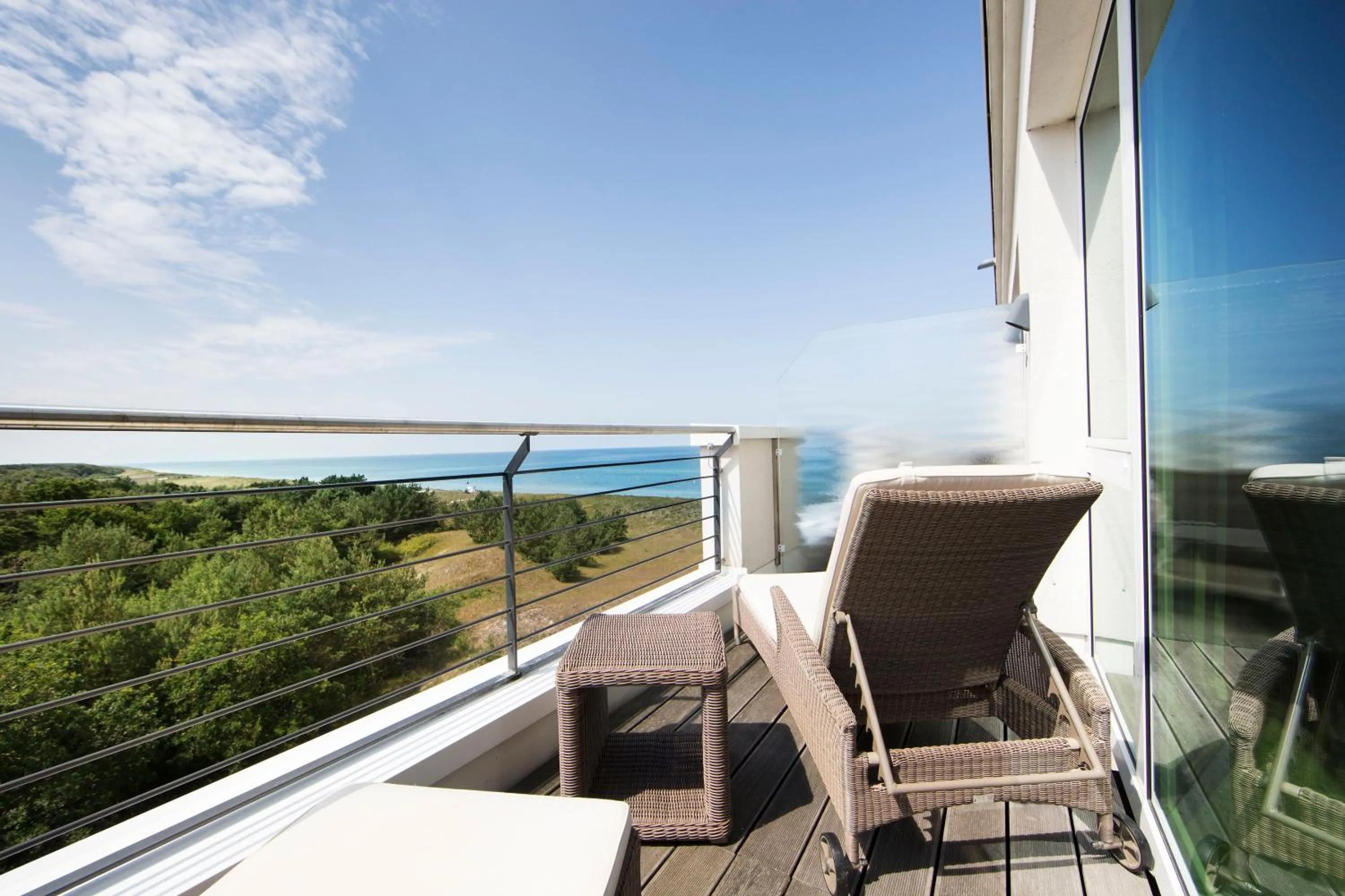 Double Room with Side Sea View - single occupancy in Strandhotel Dünenmeer - Adults only
