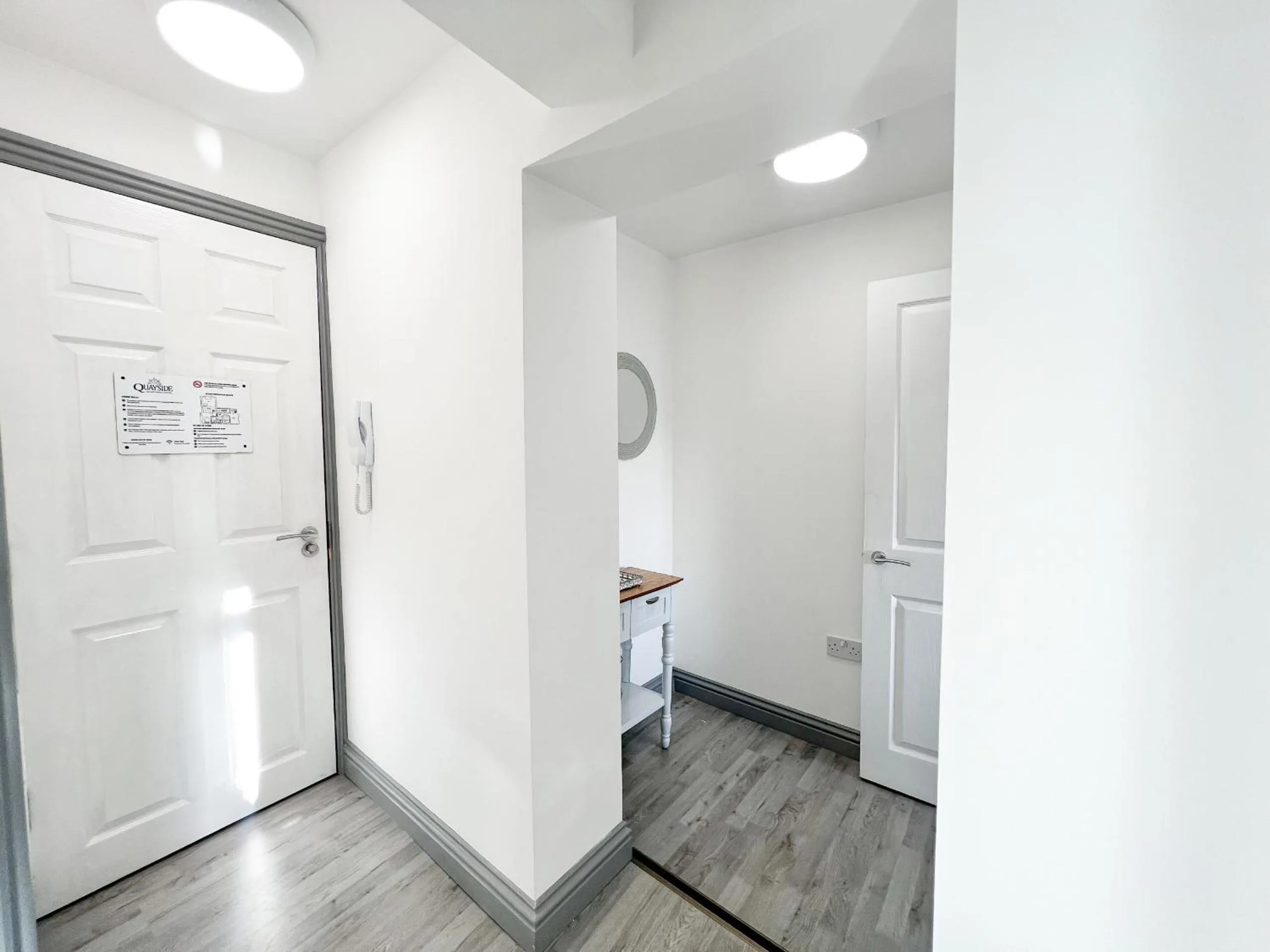 Lobby or reception, Bathroom in The Quayside Apartment Hotel