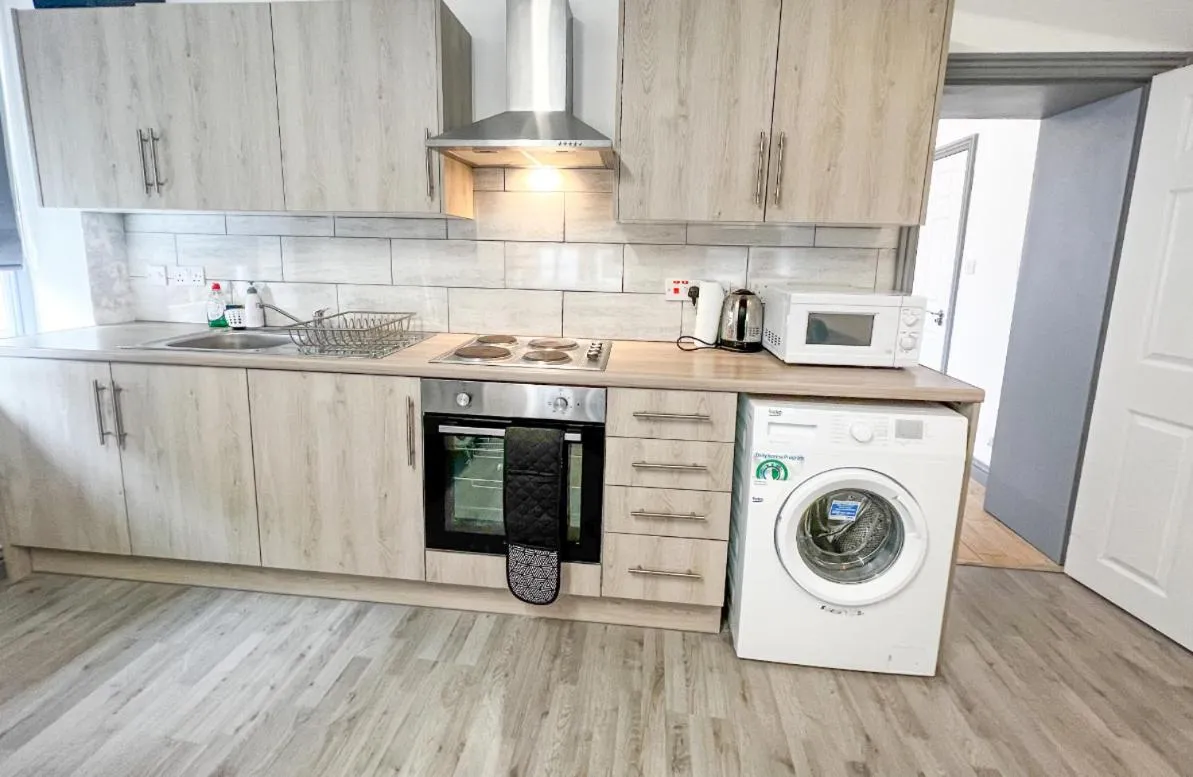 Kitchen or kitchenette, Kitchen/Kitchenette in The Quayside Apartment Hotel