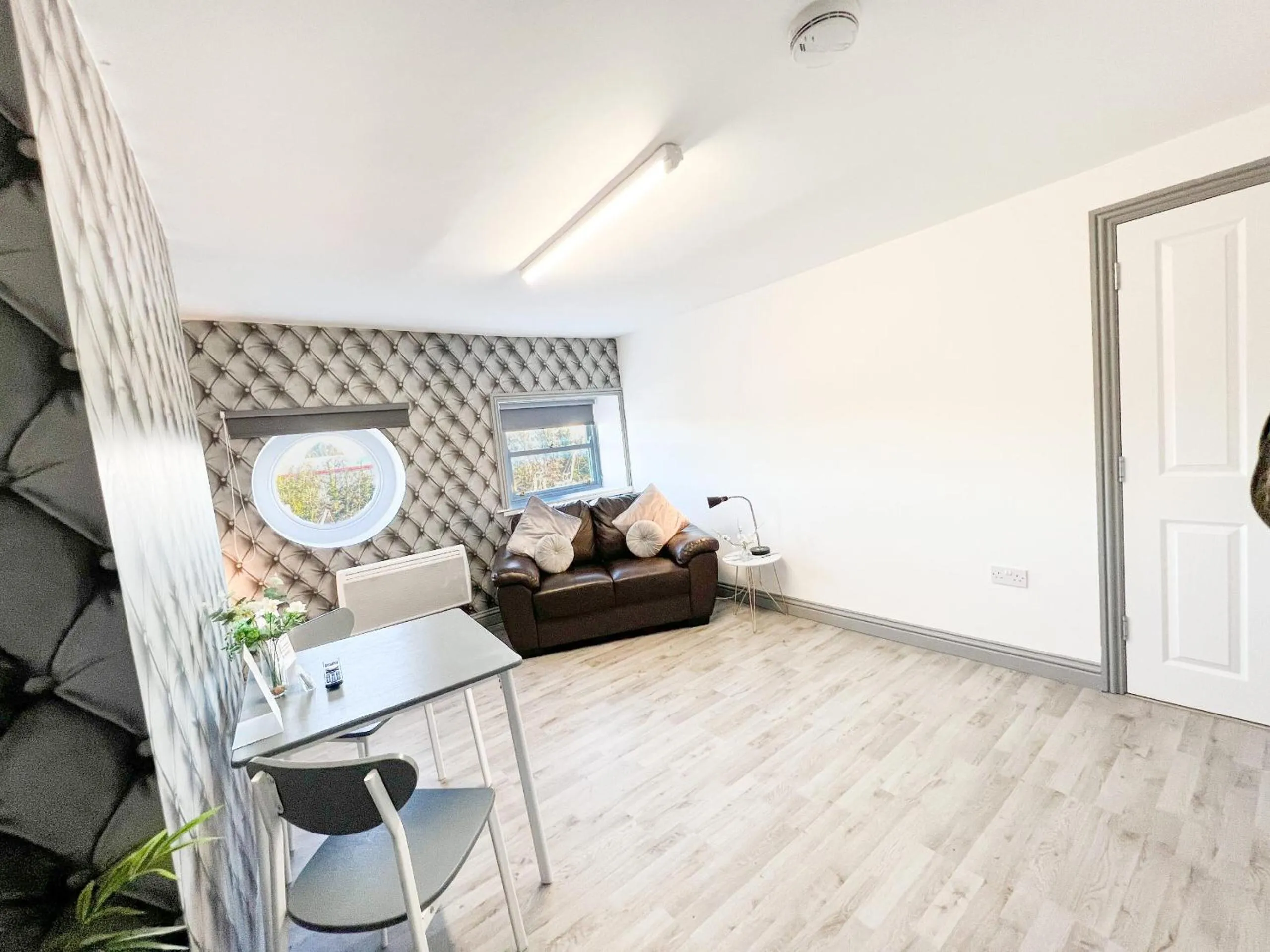 Living room, Seating Area in The Quayside Apartment Hotel