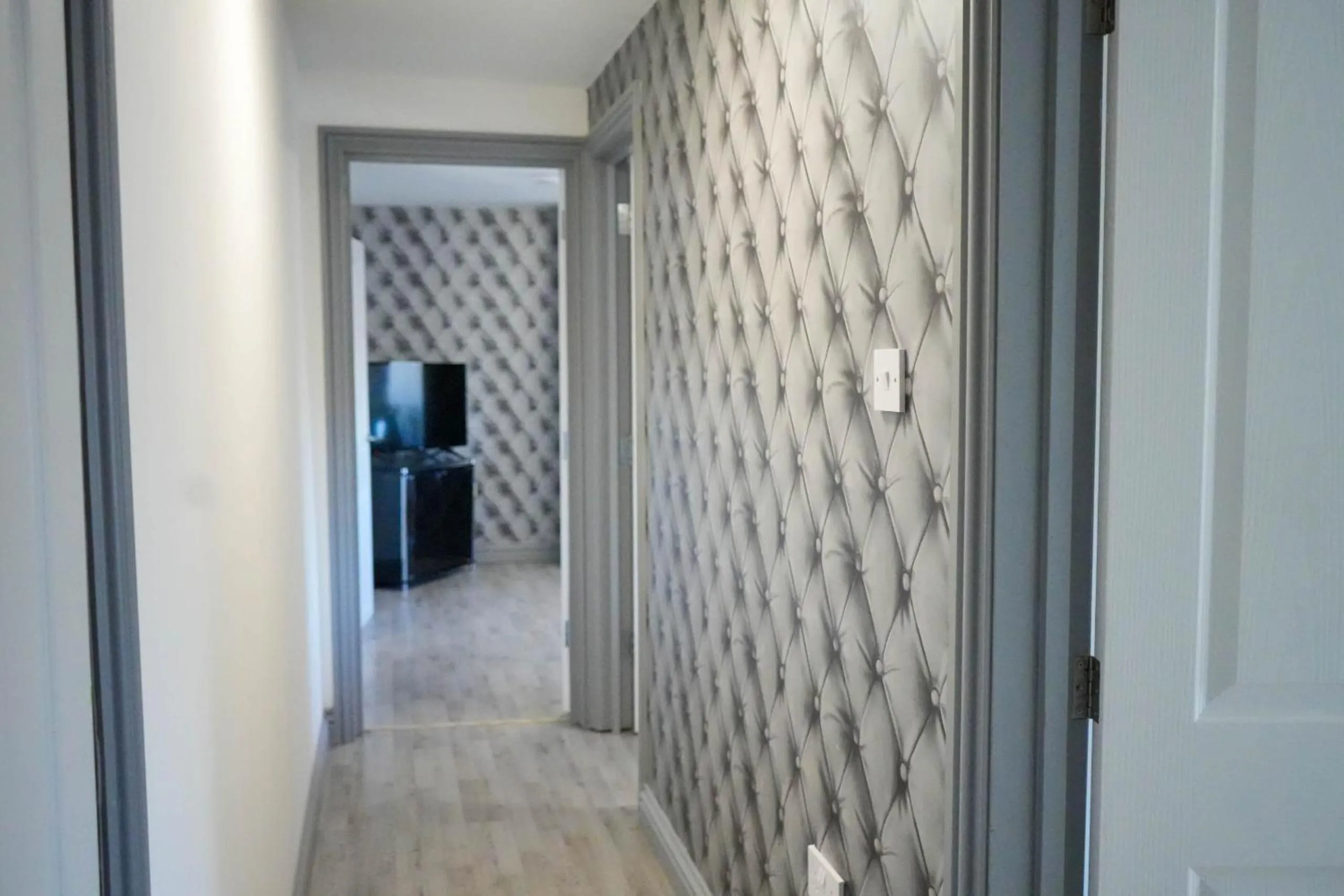 Lobby or reception, TV/Entertainment Center in The Quayside Apartment Hotel