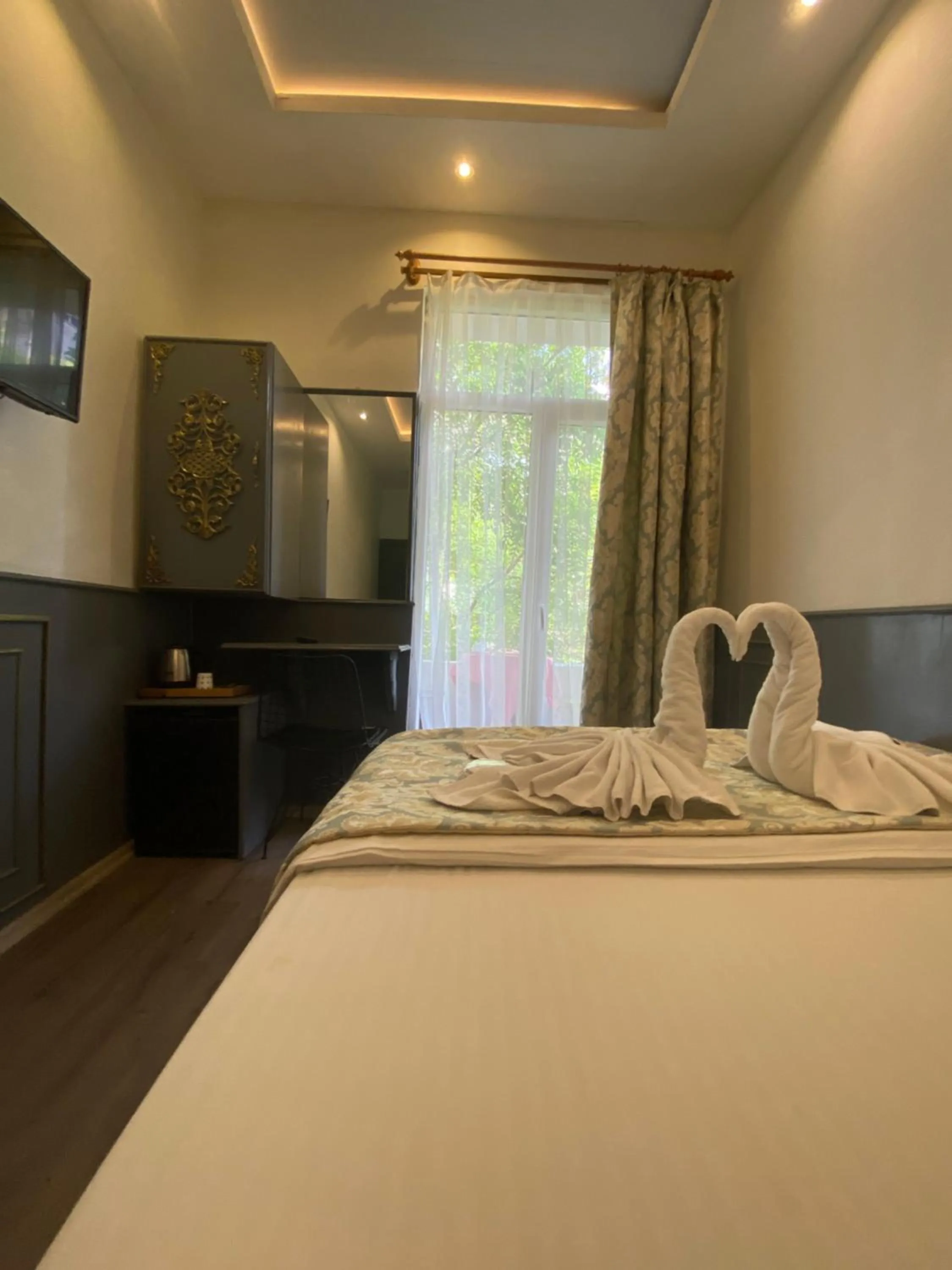 Bedroom, Bed in GANJ Hotel