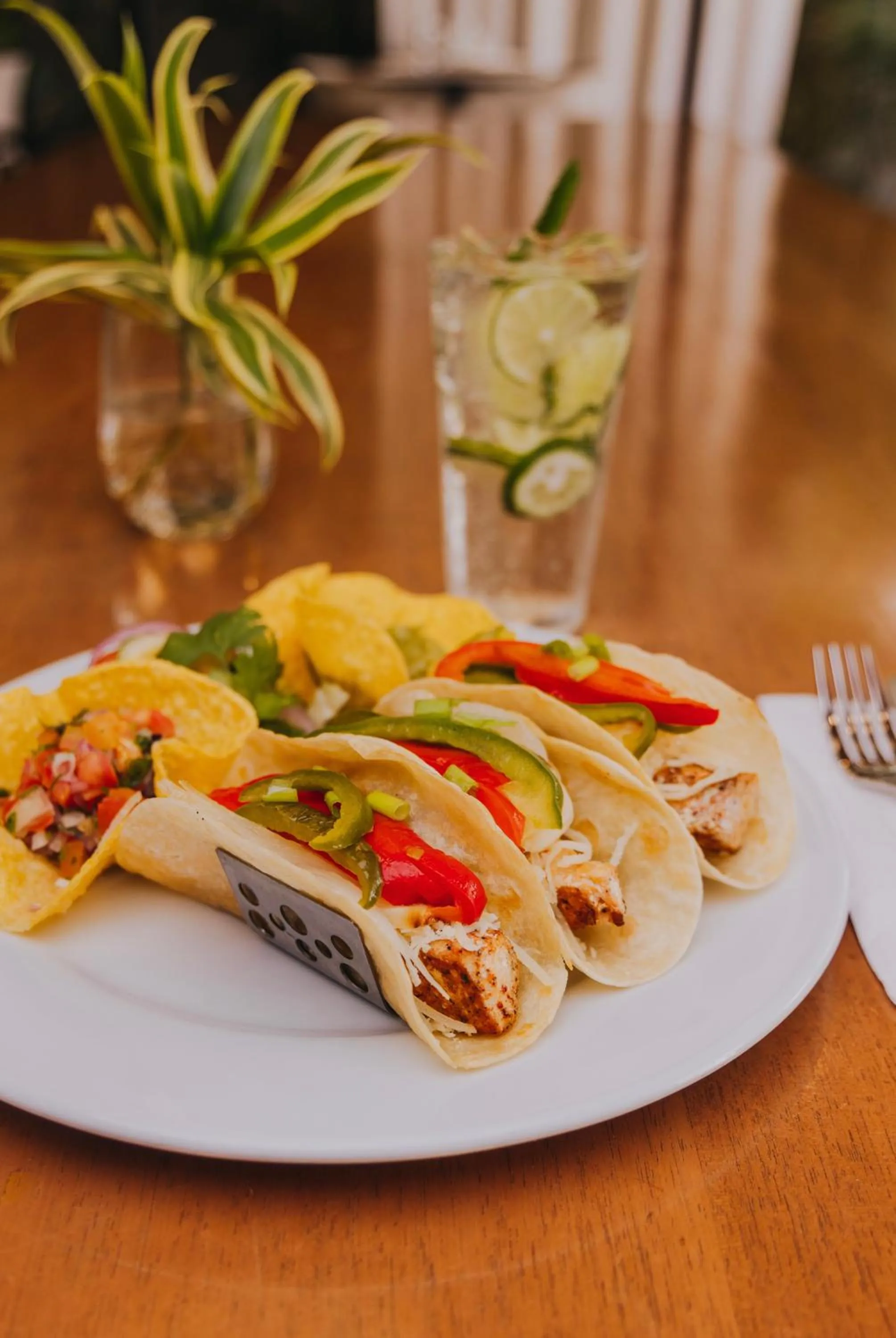 Restaurant/places to eat in The Mill Resort and Suites