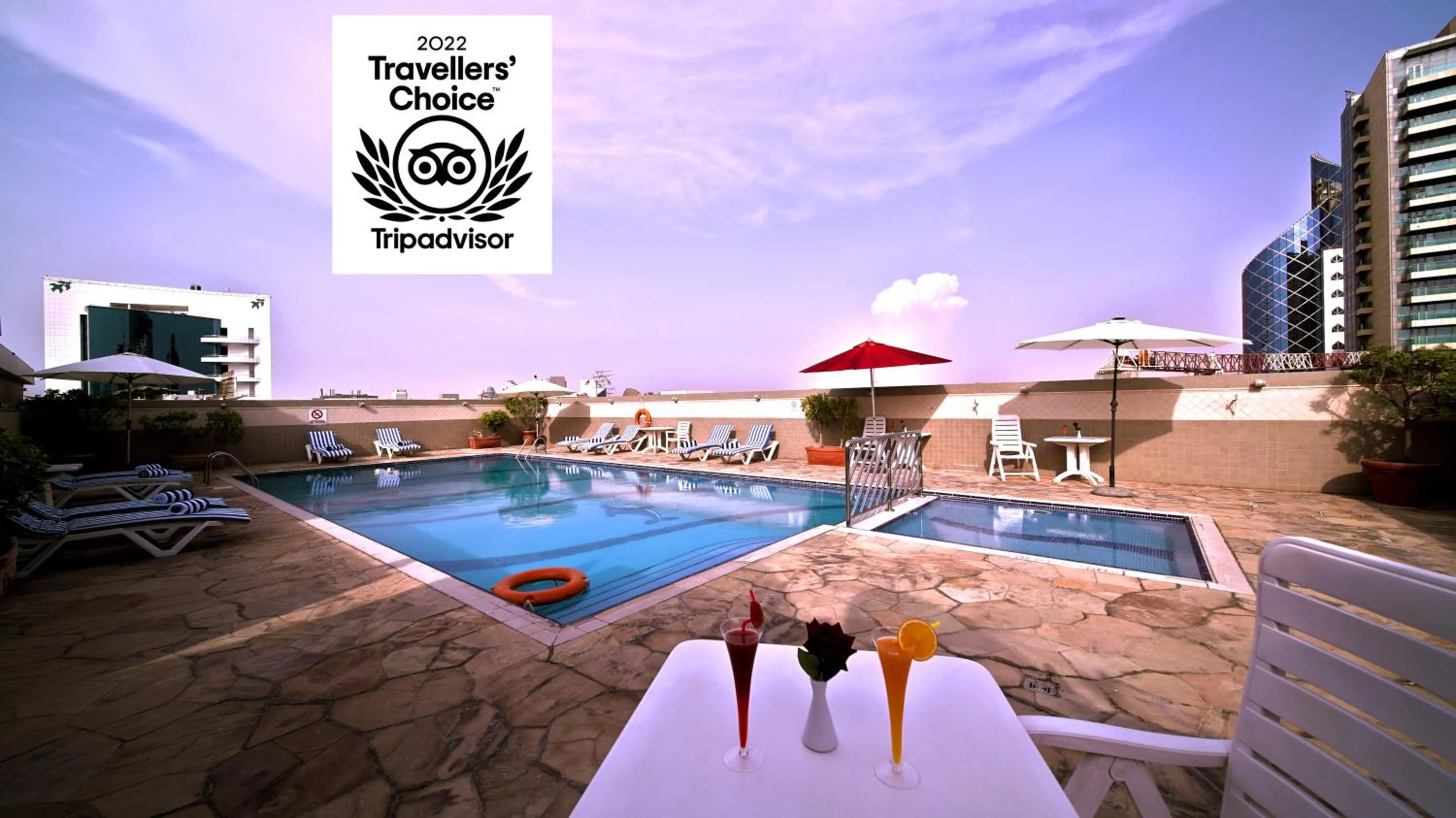 Swimming pool in Rose Garden Hotel Apartments - Bur Dubai