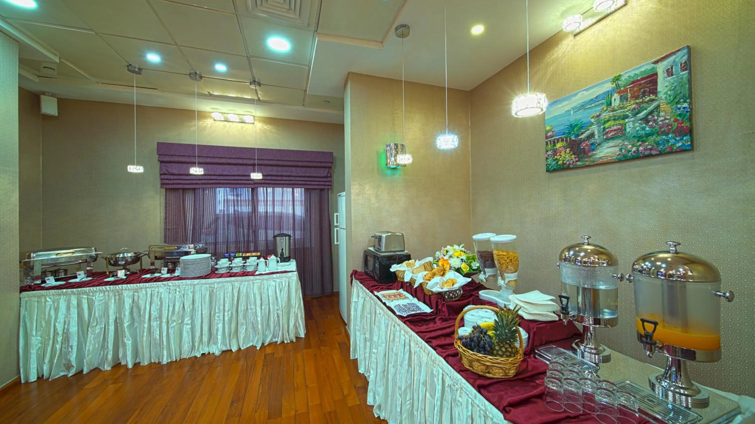 Restaurant/places to eat in Rose Garden Hotel Apartments - Bur Dubai