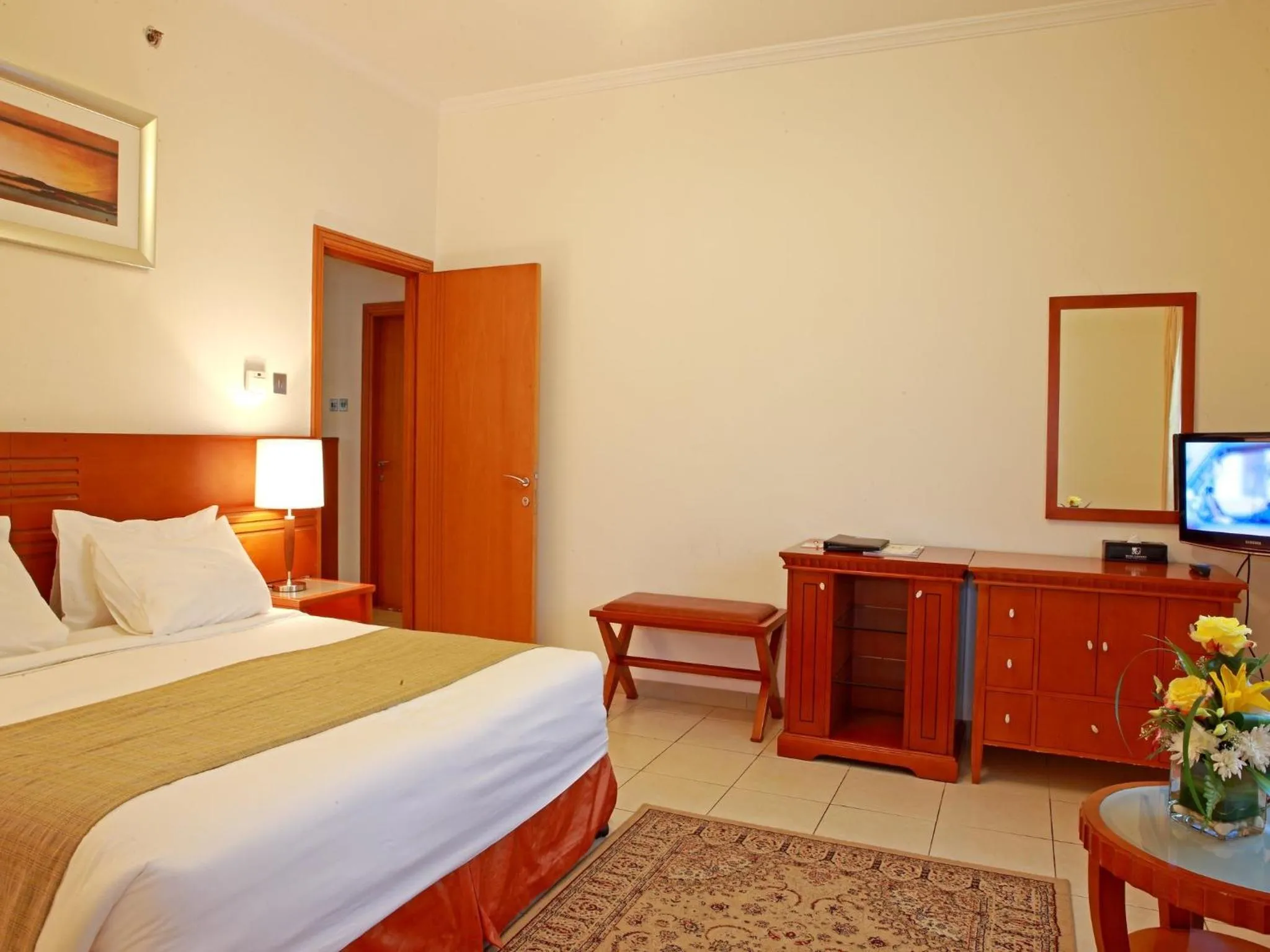 Bed in Rose Garden Hotel Apartments - Bur Dubai