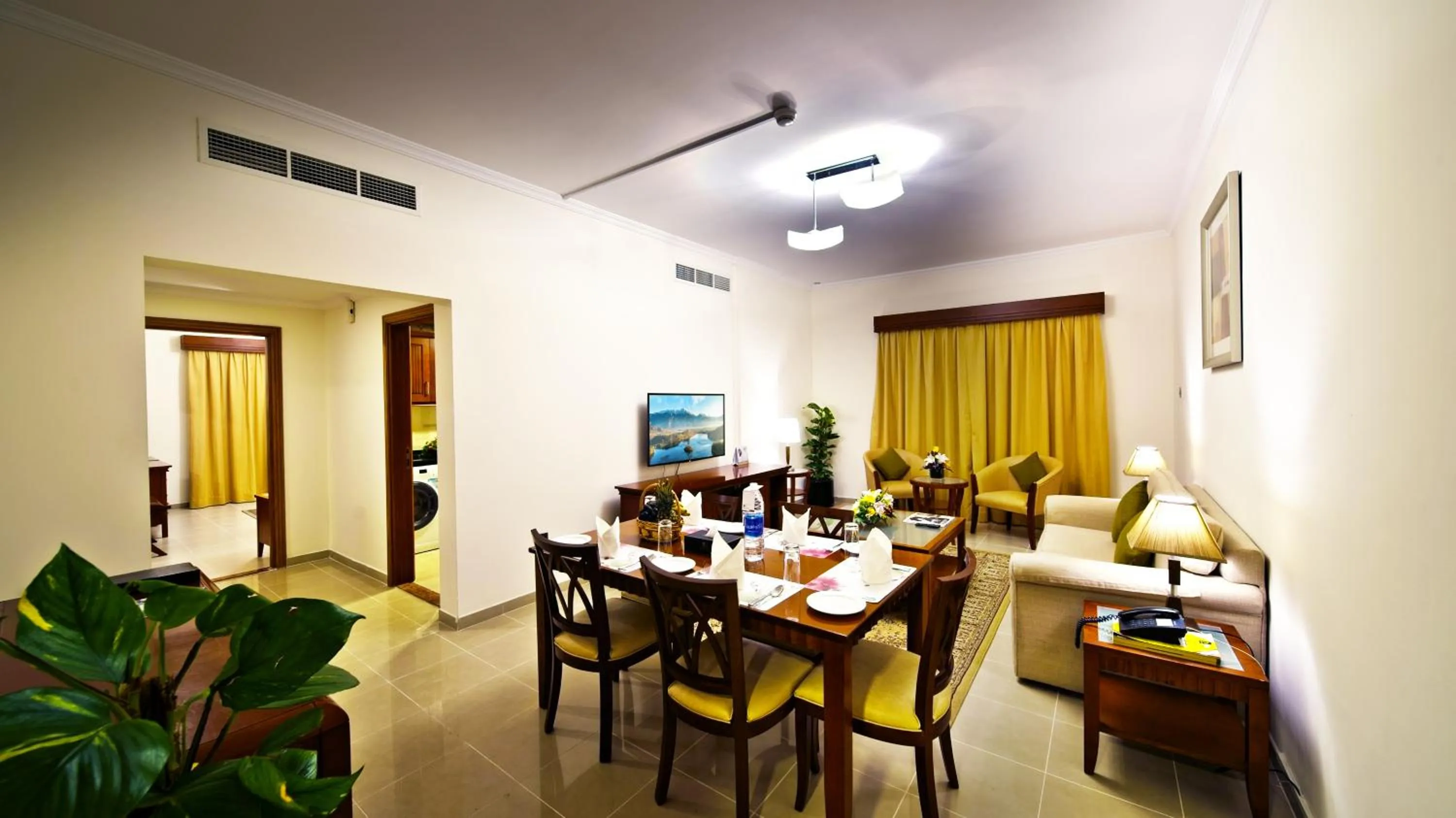 Living room in Rose Garden Hotel Apartments - Bur Dubai