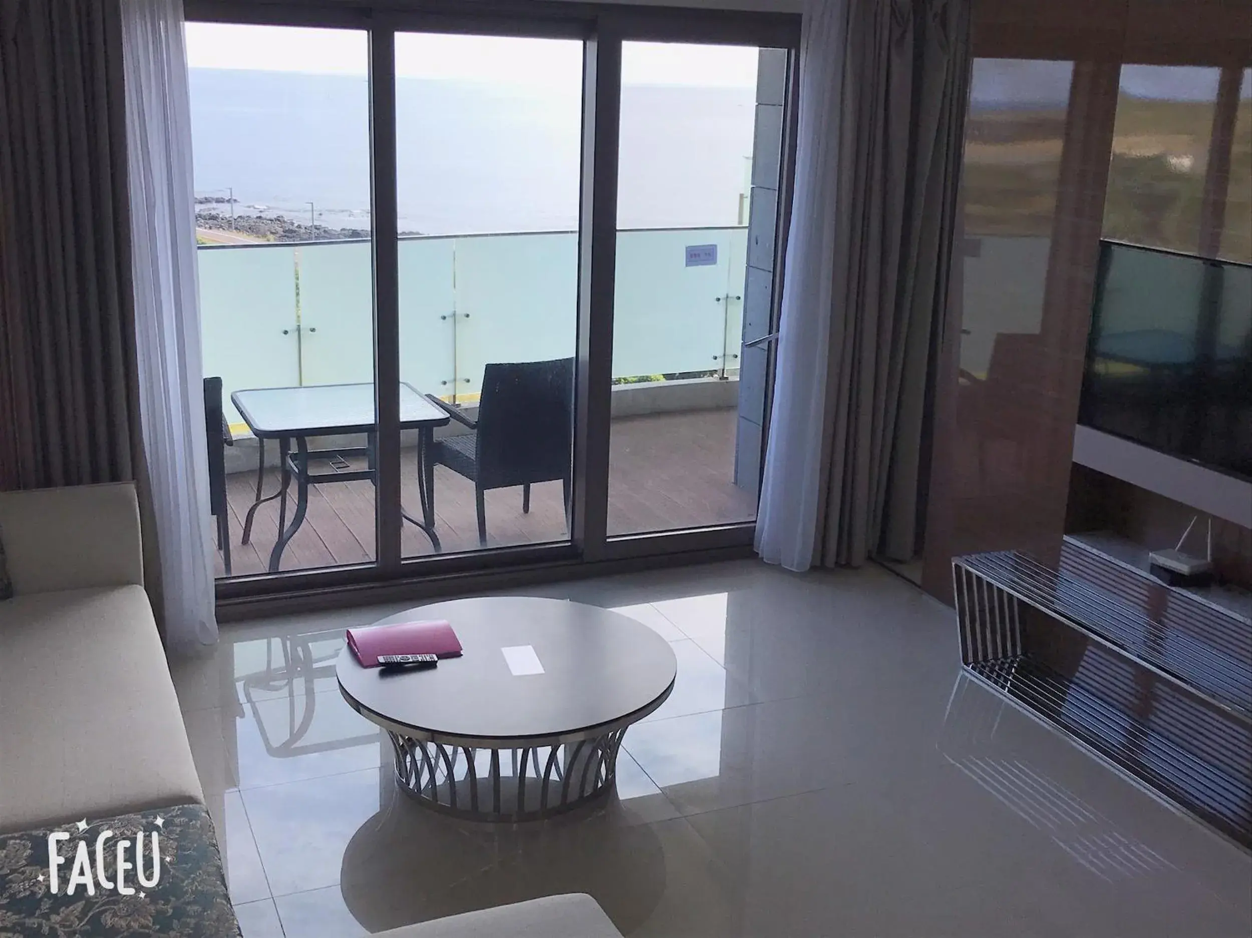 Double Room with Sea View in Ocean Star Condominium Double Room with Sea View in Ocean Star Condominium