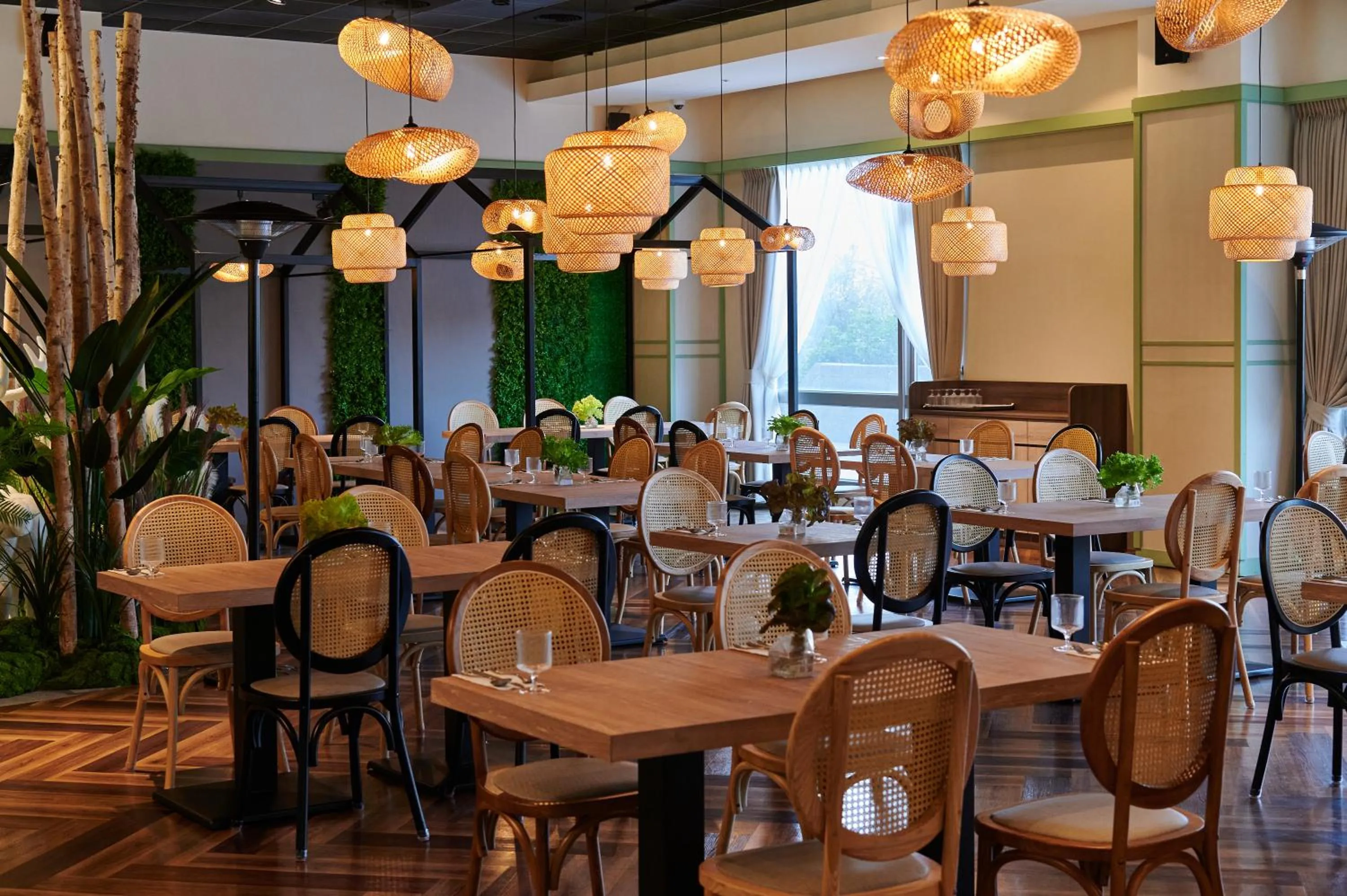 Restaurant/places to eat in Aspire Resort