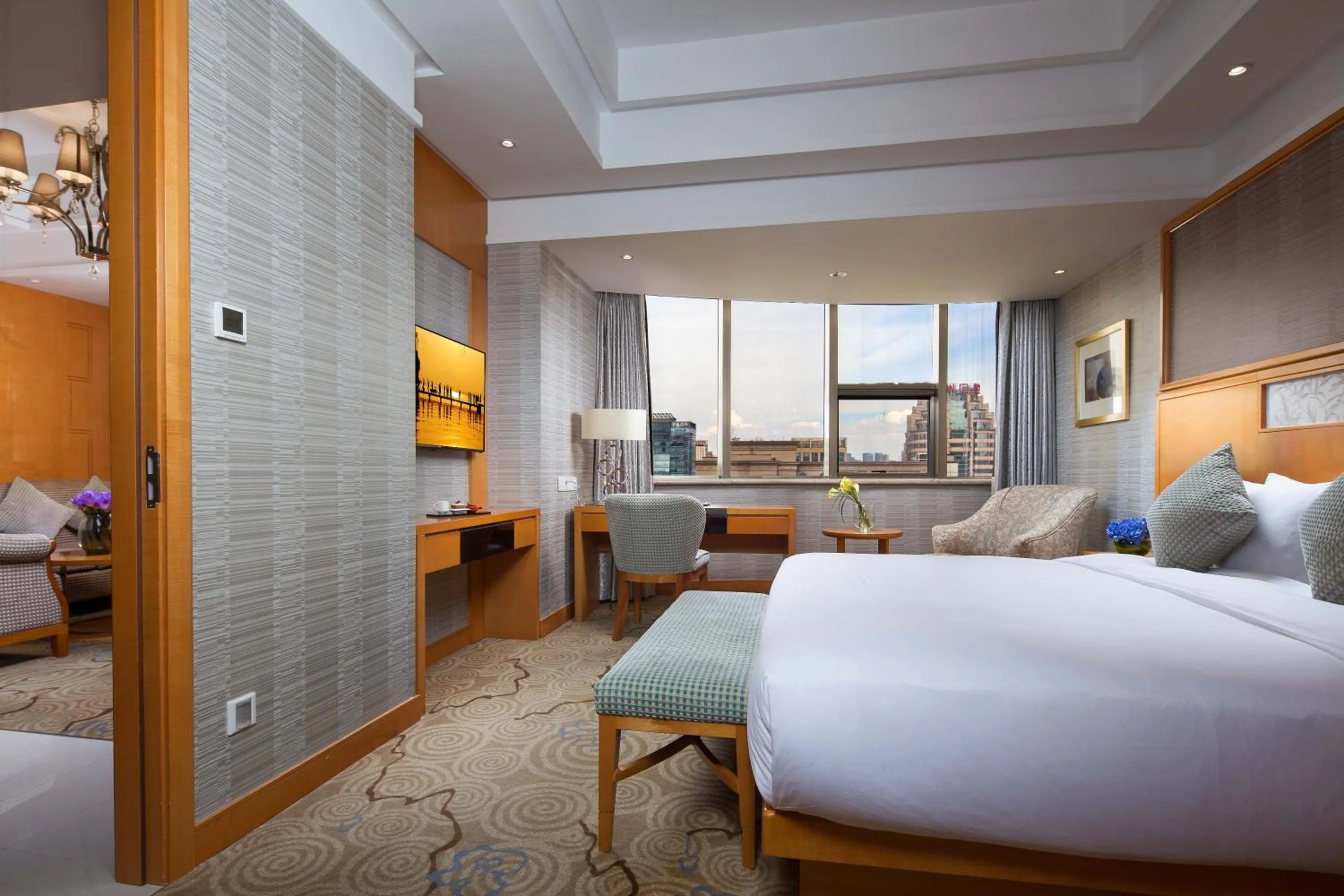 Bed in Huachen International Hotel