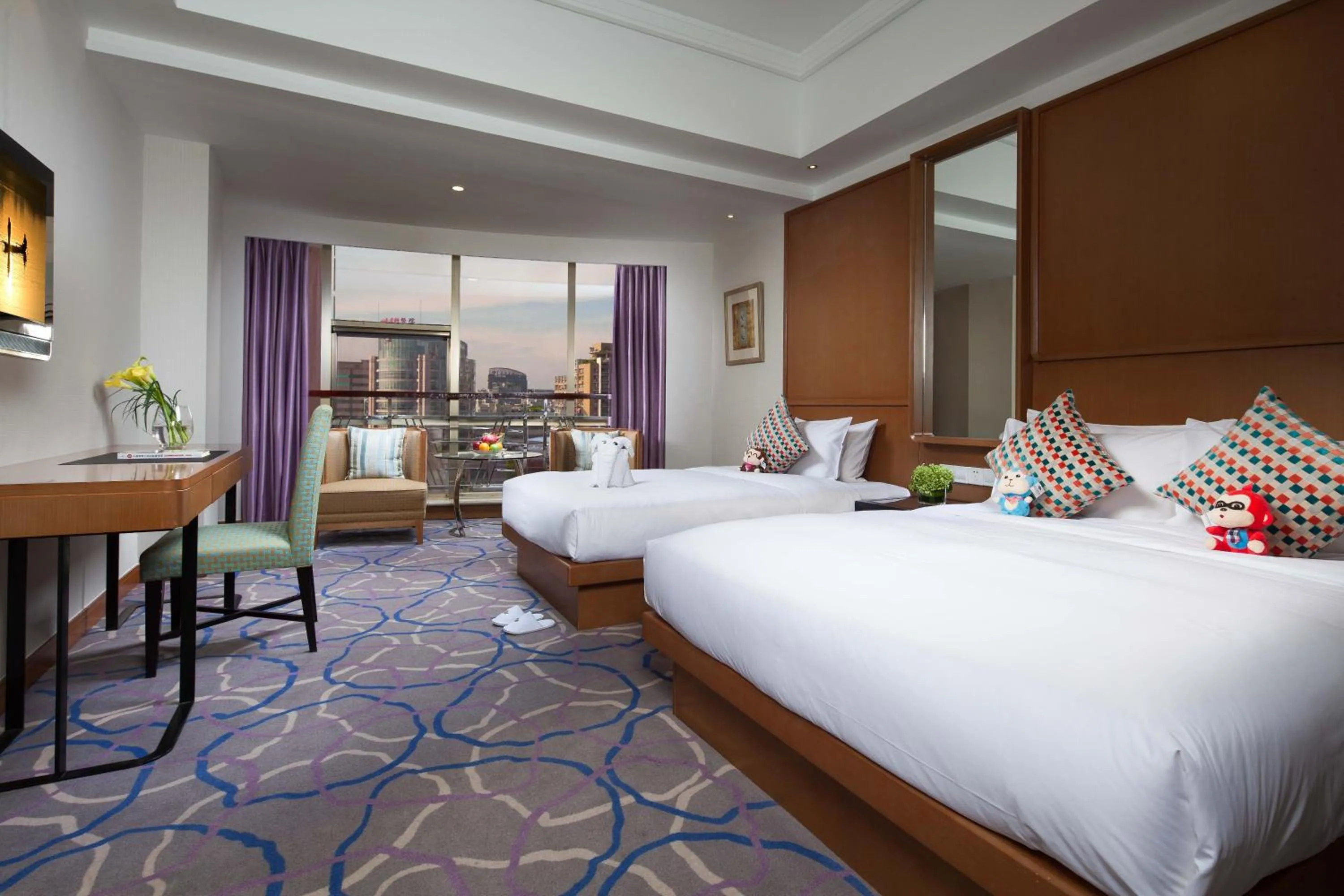 bunk bed, Bed in Huachen International Hotel