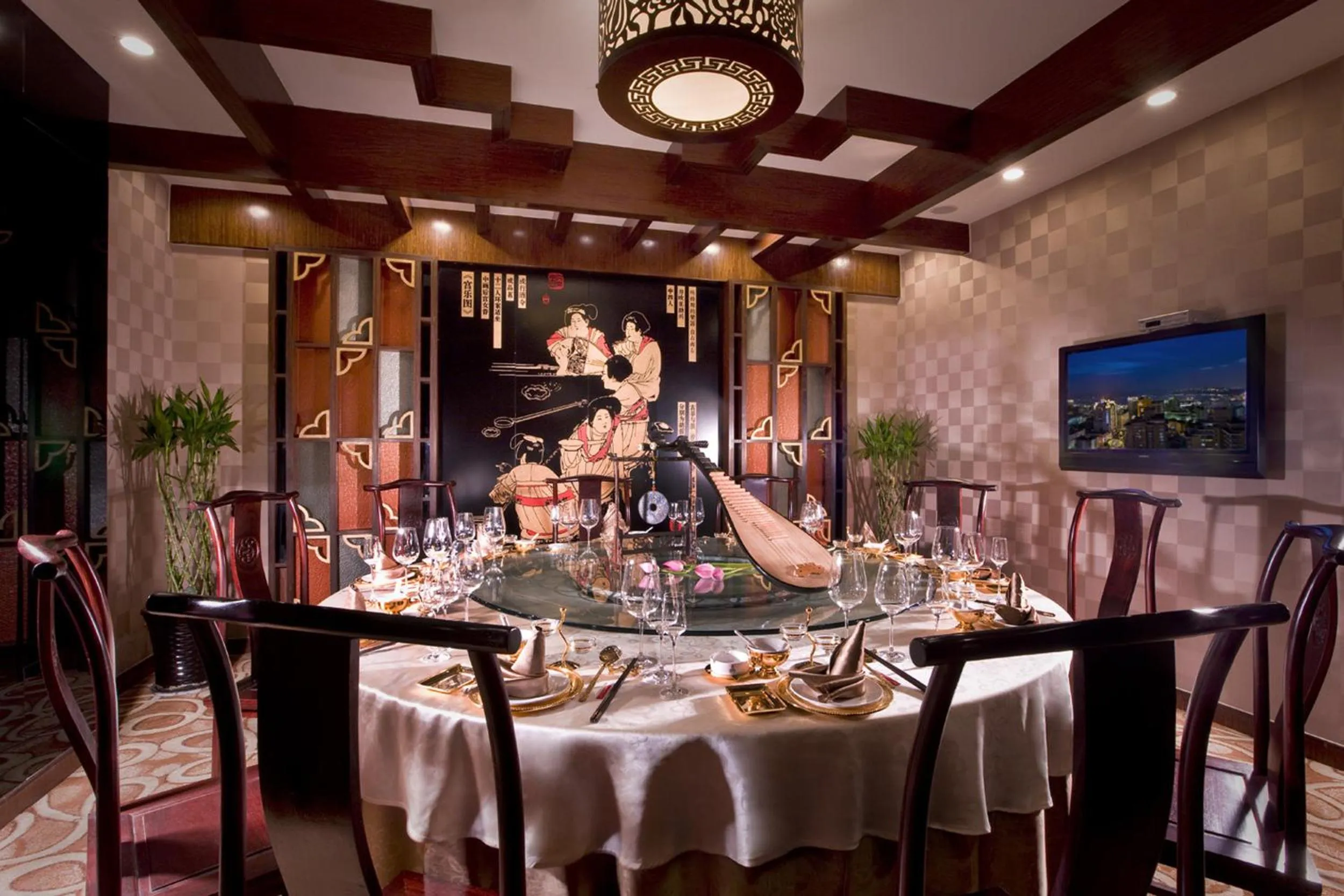 Restaurant/places to eat in Huachen International Hotel