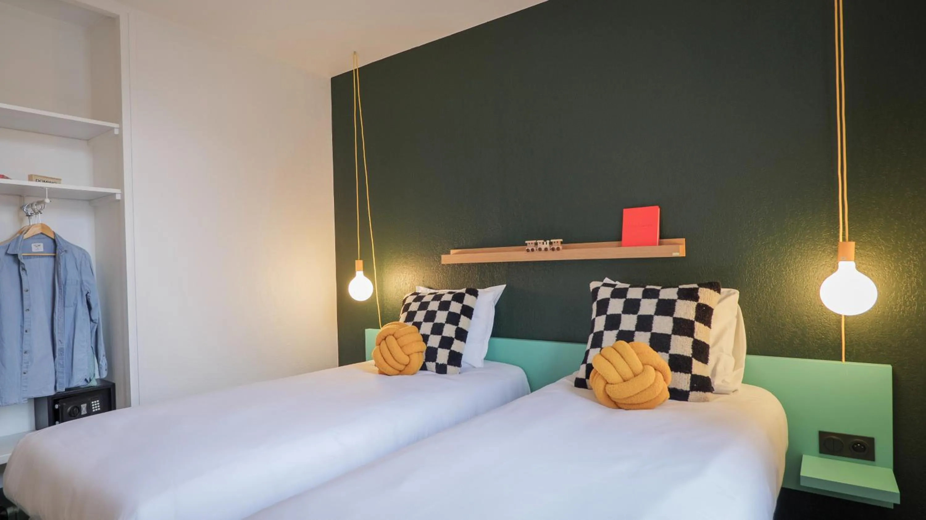 Bed in PlanB - Living Saint-Gervais