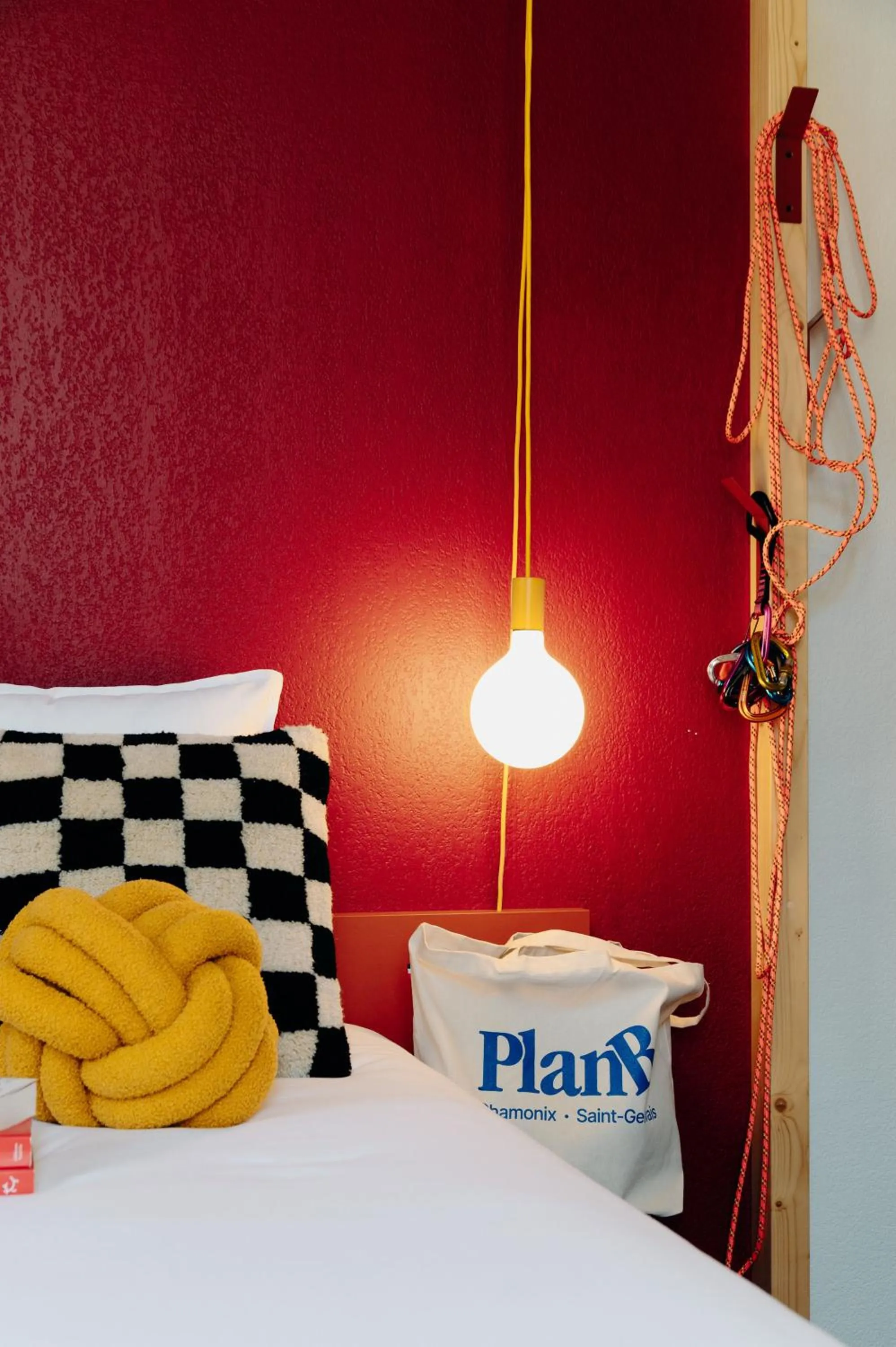 Photo of the whole room, Bed in PlanB - Living Saint-Gervais - 250m des Remontées Mécaniques