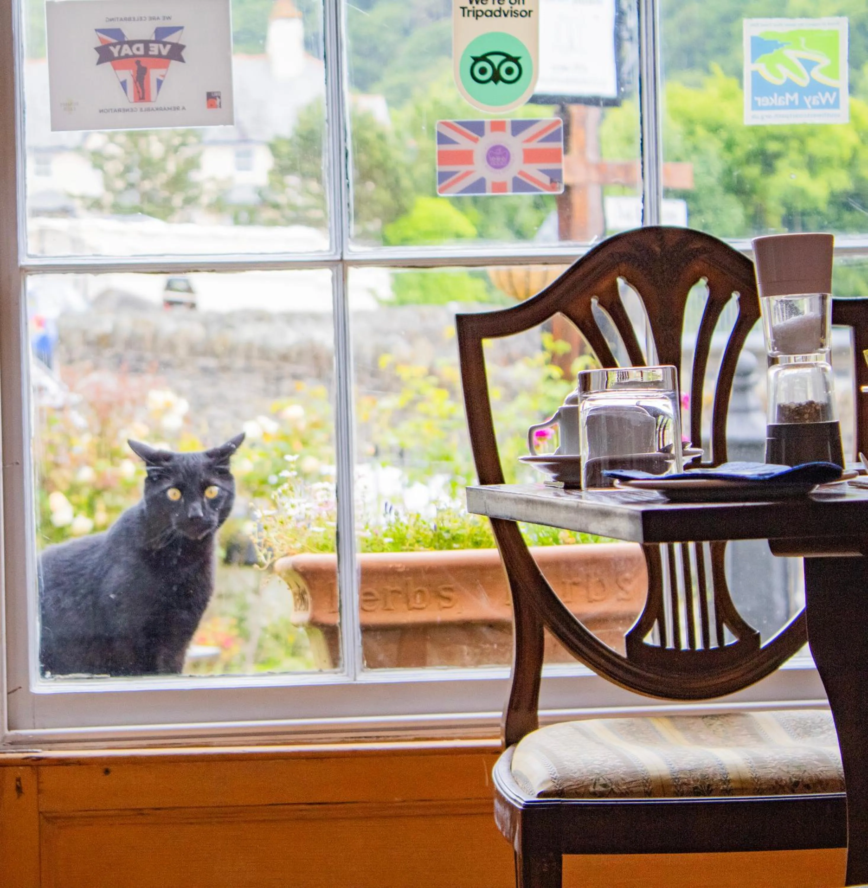 Restaurant/places to eat in St Vincent Guest House