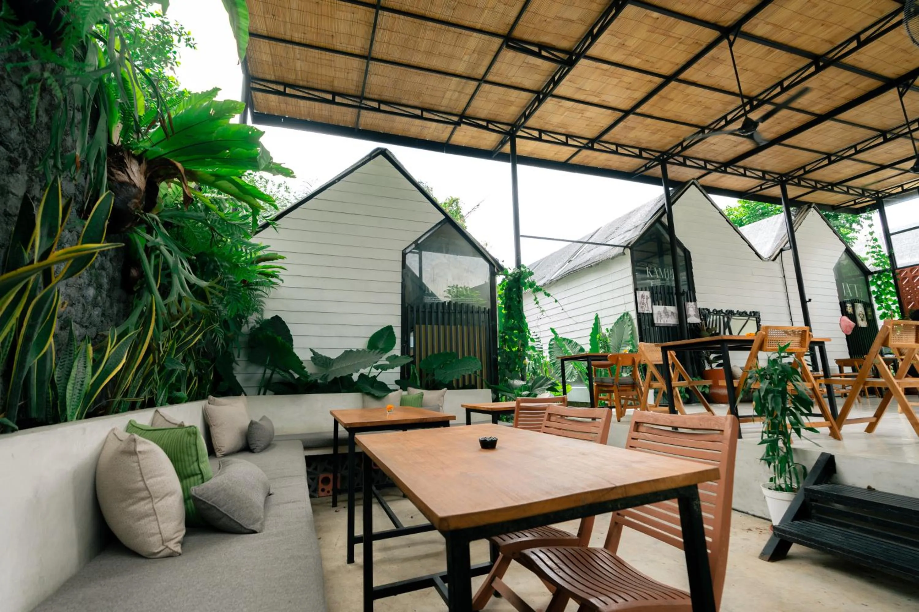 The Jungle Hostel Canggu