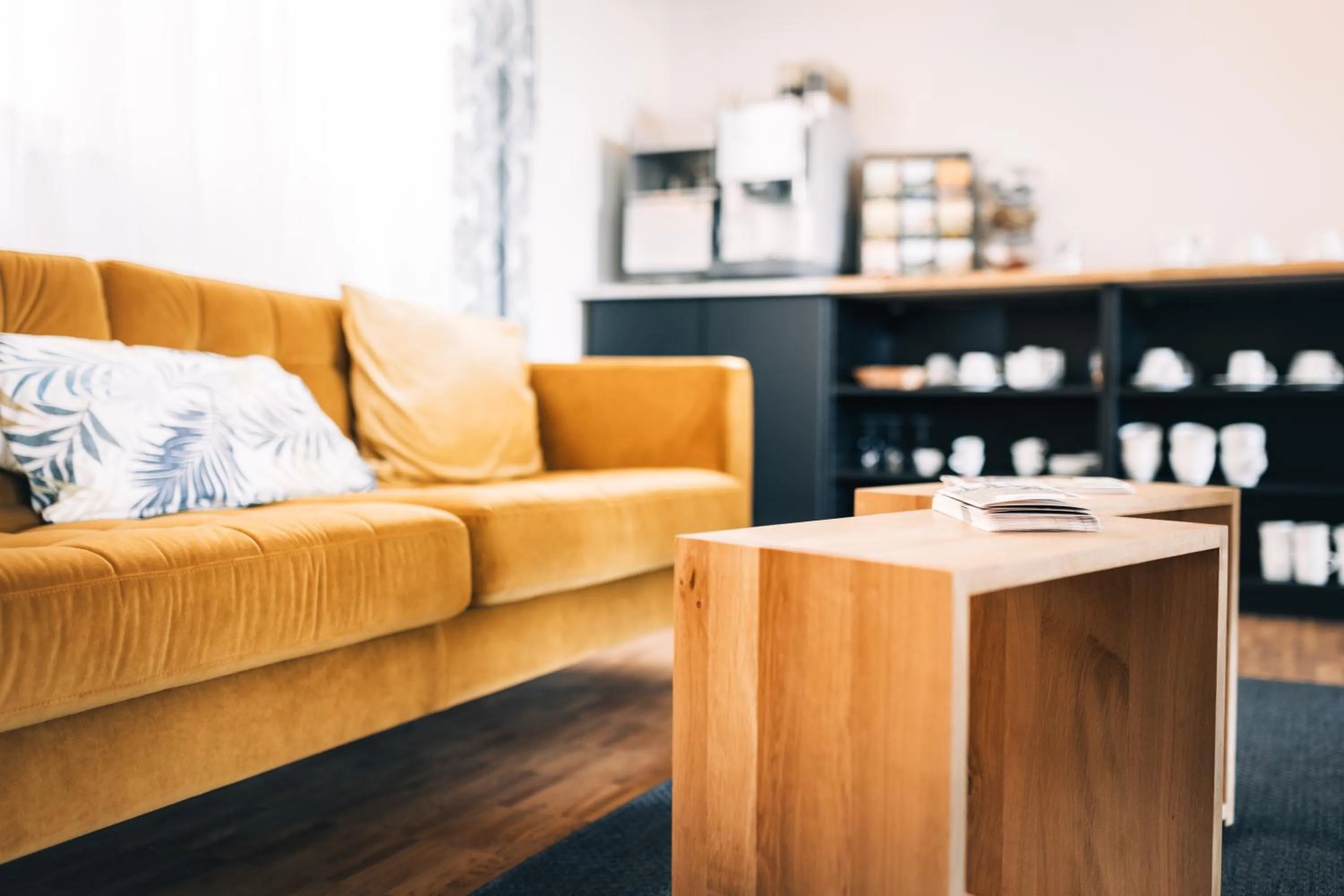 Communal lounge/ TV room in Ökohotel aus Holz Alea Eco