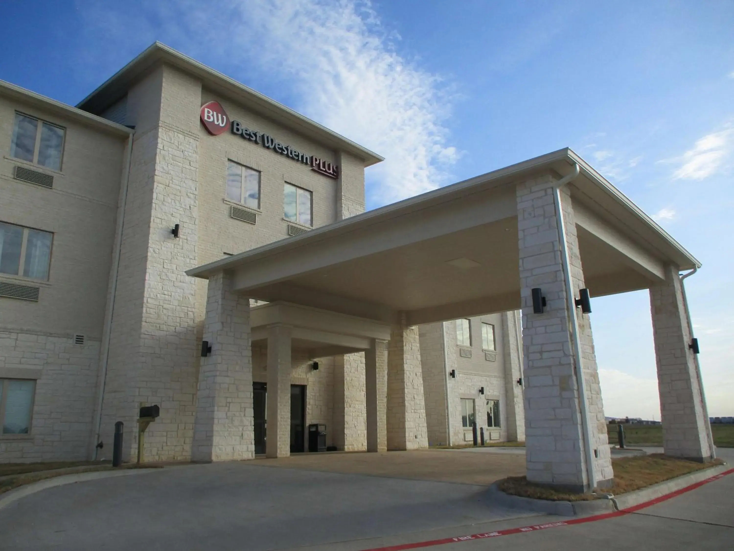 Facade/entrance in Best Western Plus Wills Point Facade/entrance in Best Western Plus Wills Point