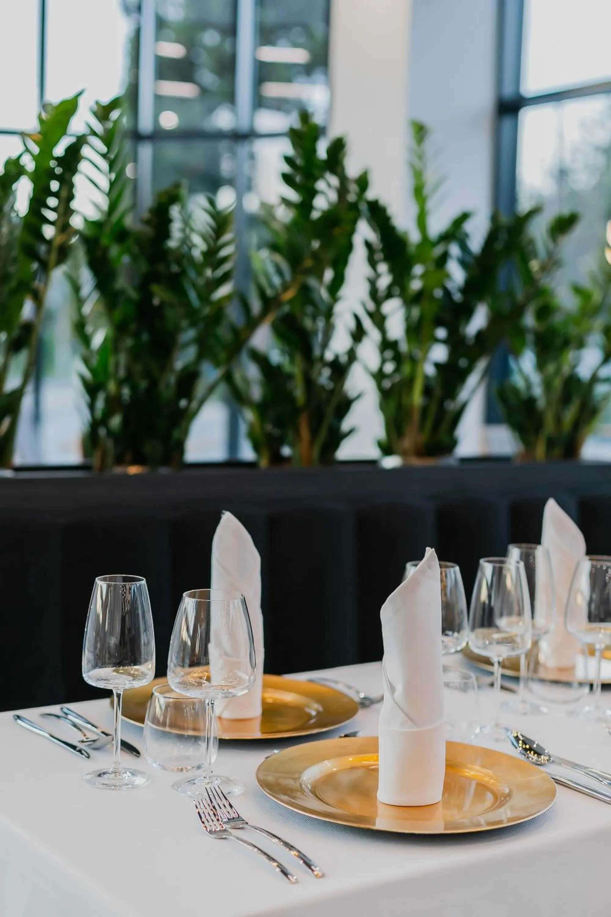 Restaurant/Places to Eat in V Hotel Warsaw