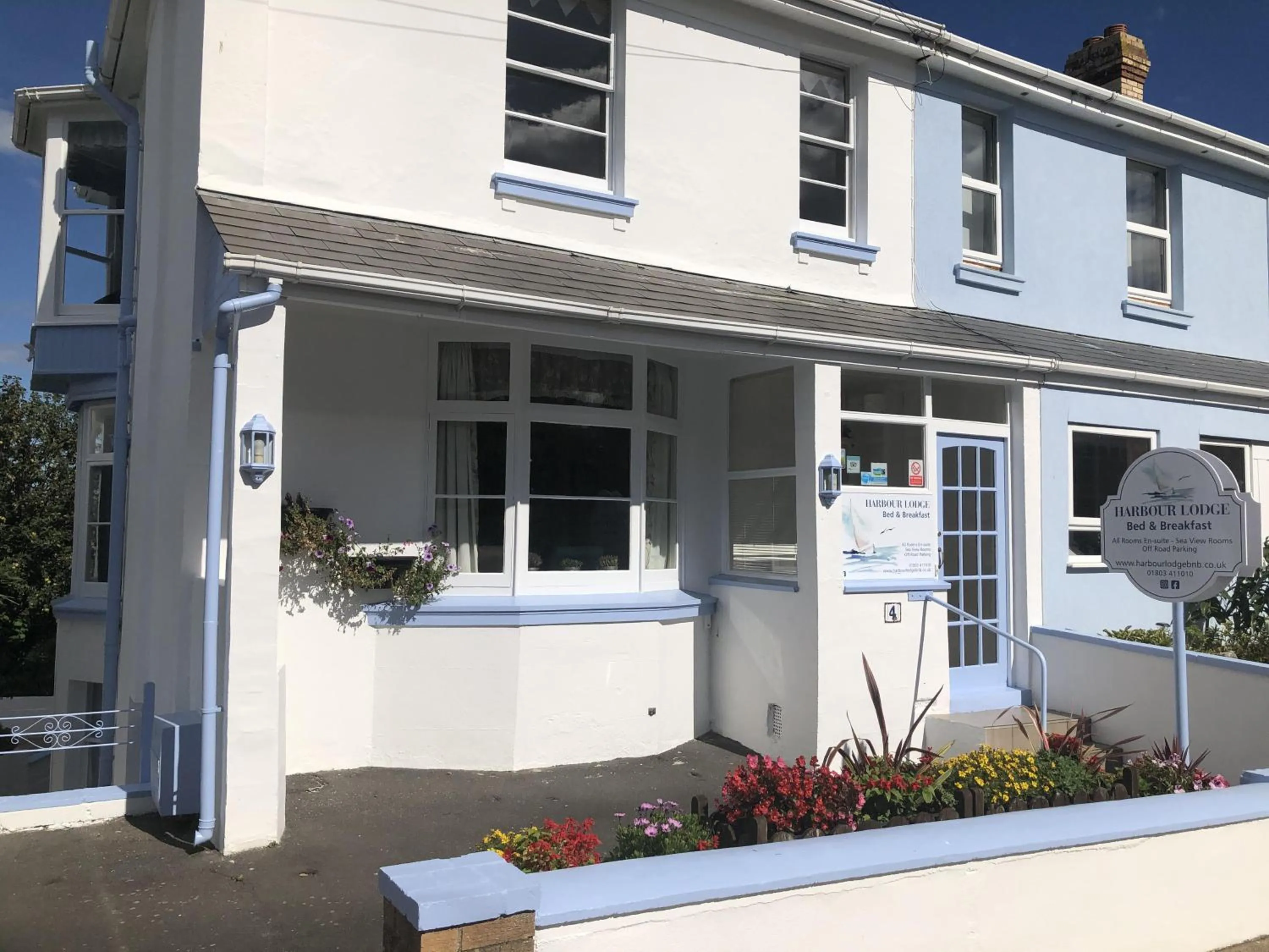 Property building in Harbour Lodge B&B